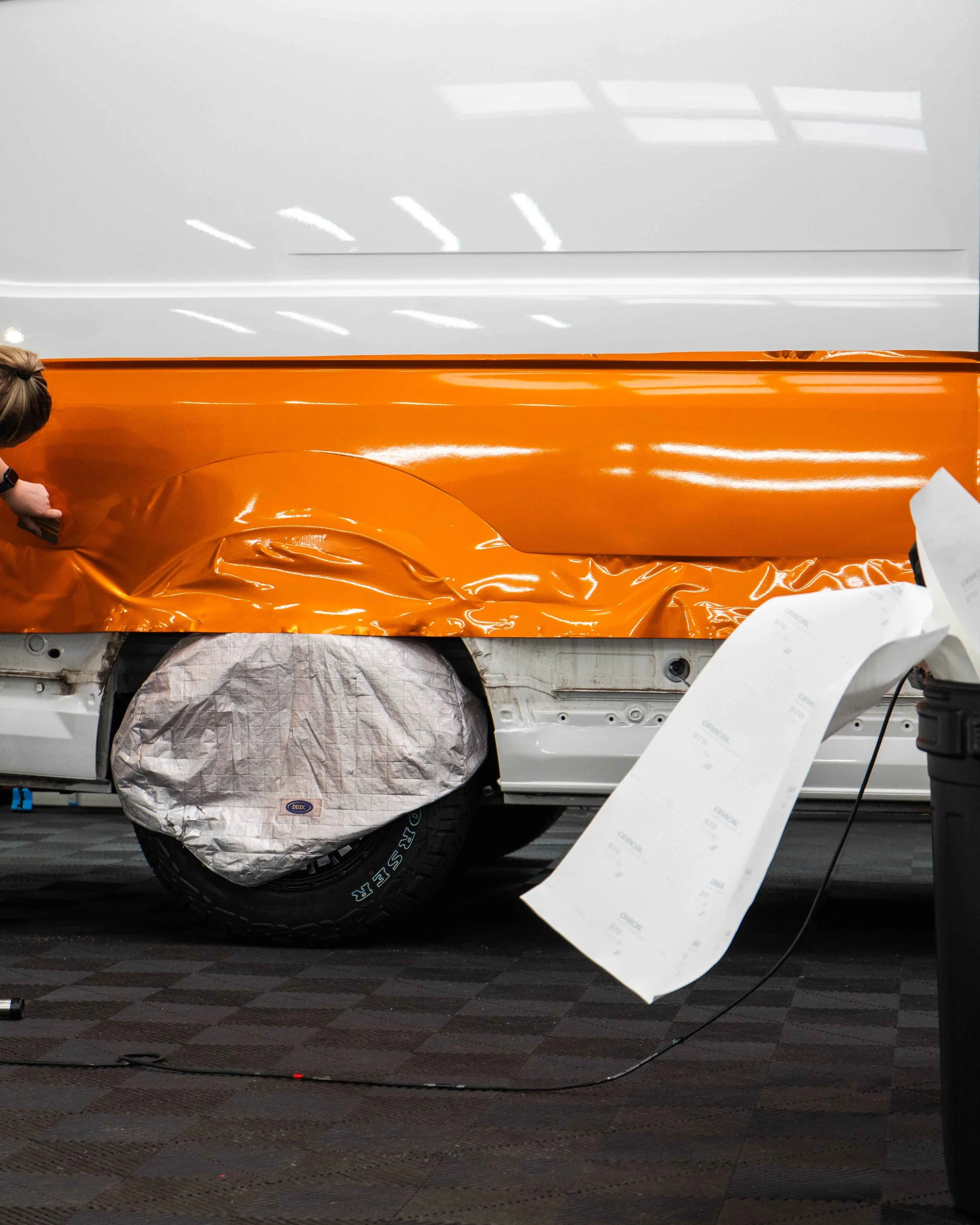VW Crafter - Gloss Tangerine Dream - 3.jpg