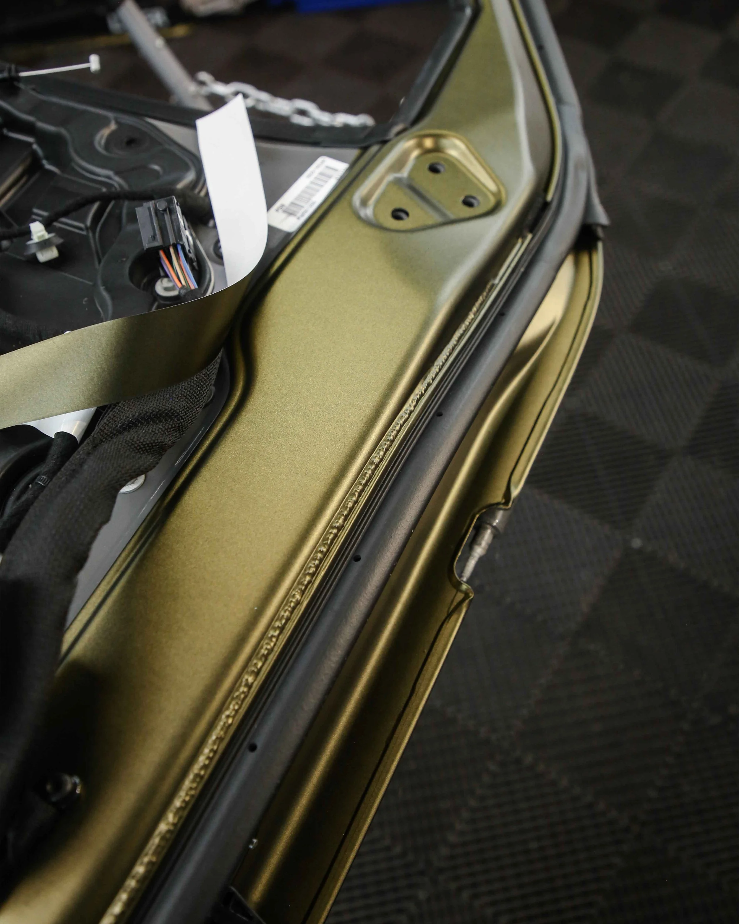 Jeep Wrangler - Golden Black Matte - 6.jpg