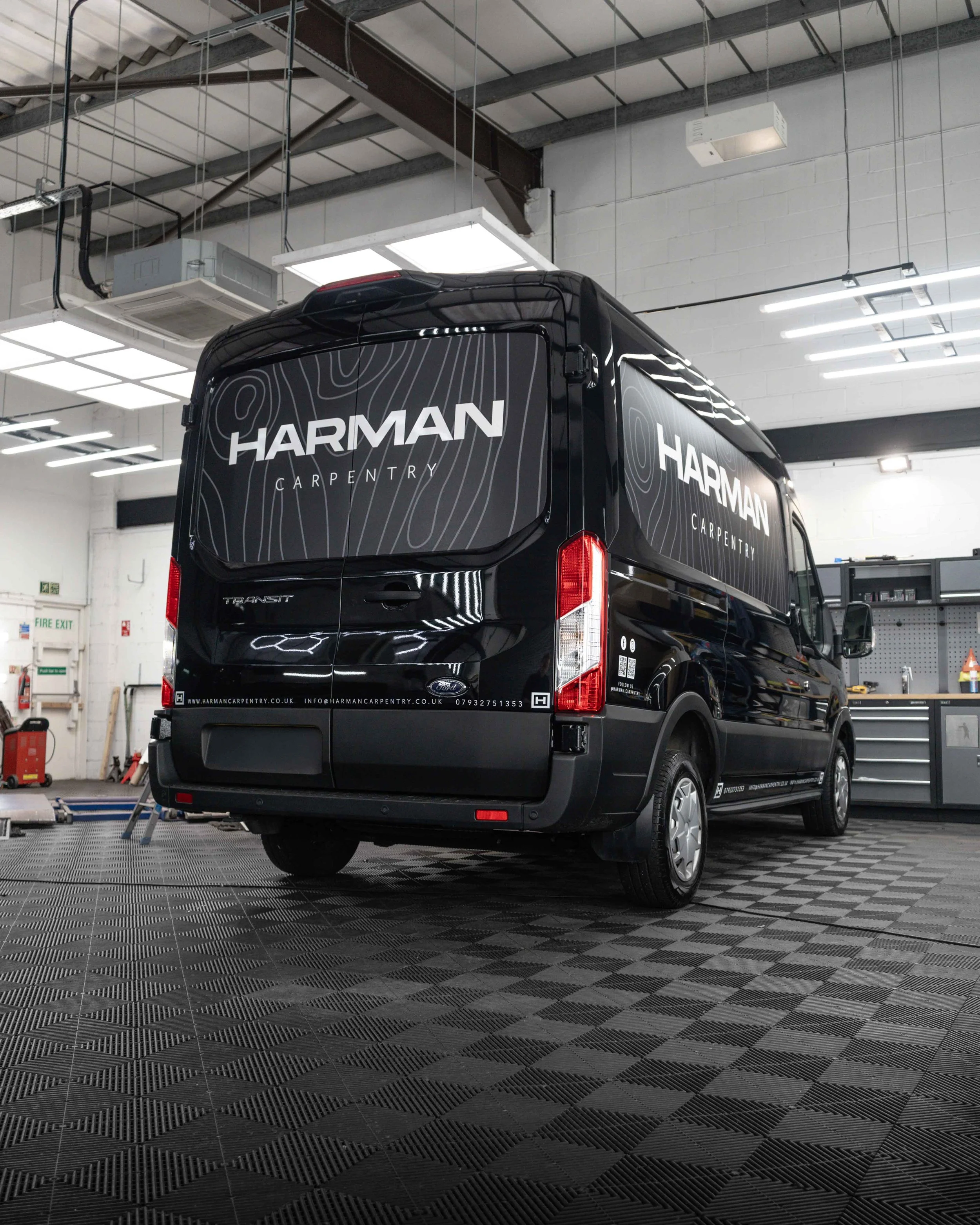 Matte printed infill wrap with branded graphics, all completed for @harman.carpentry 🪚🙌