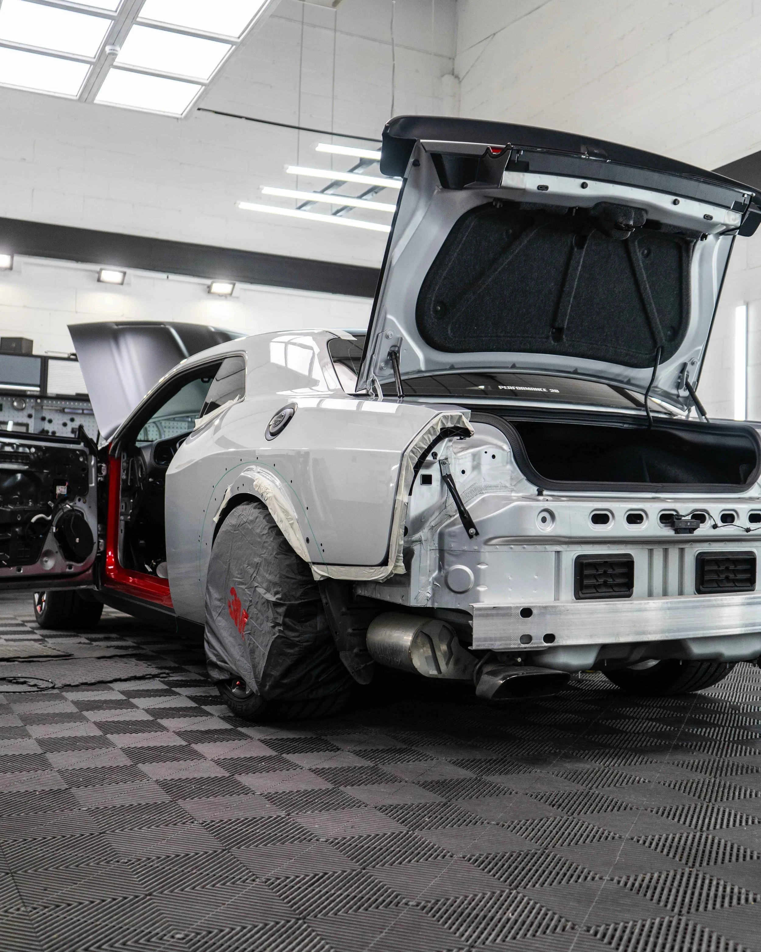 Dodge Challenger SRT Hellcat full colour change vinyl wrap in Oracal 970 Gloss Luscious Lips