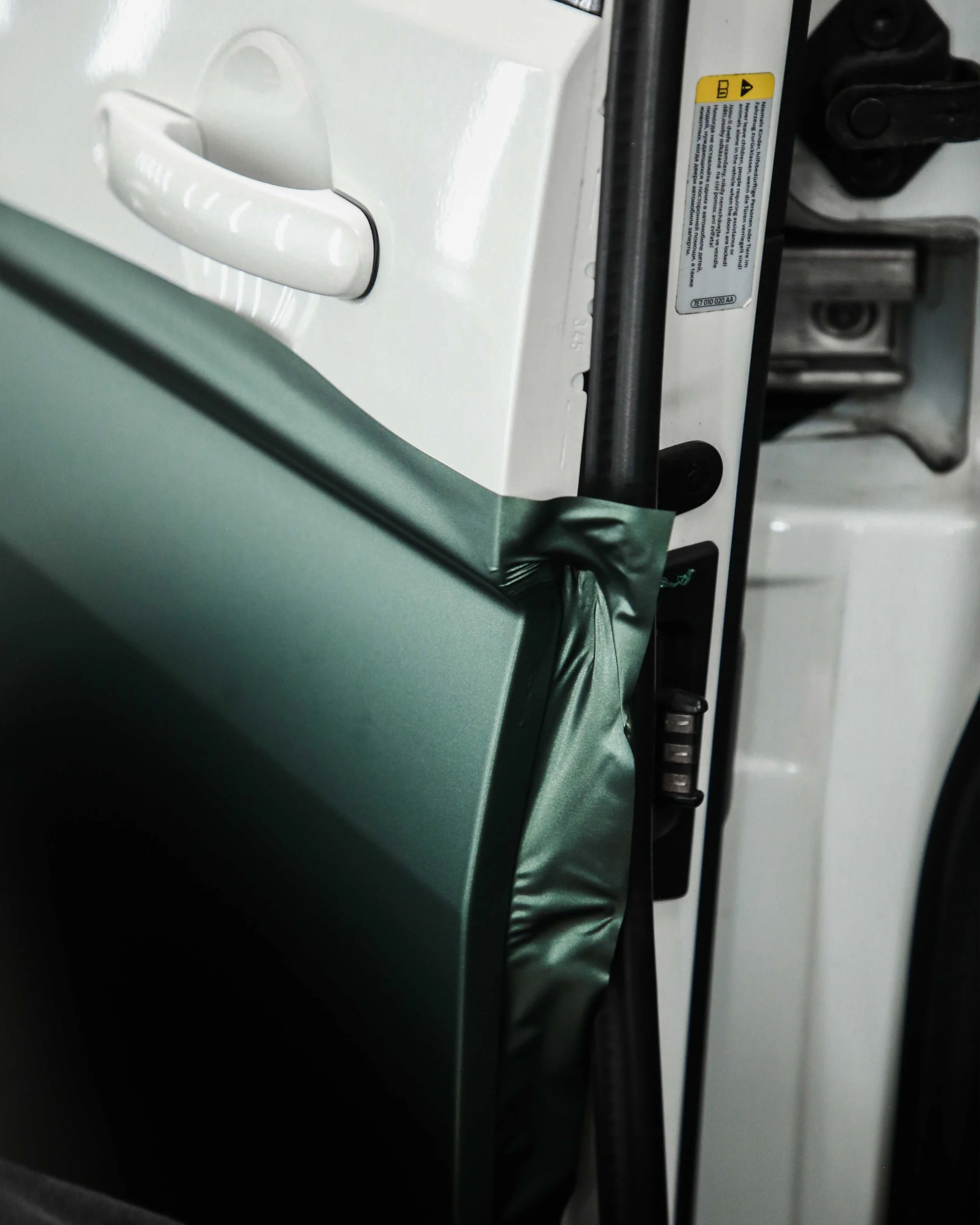 VW T6 California - Matte Pine Green - 3.jpg