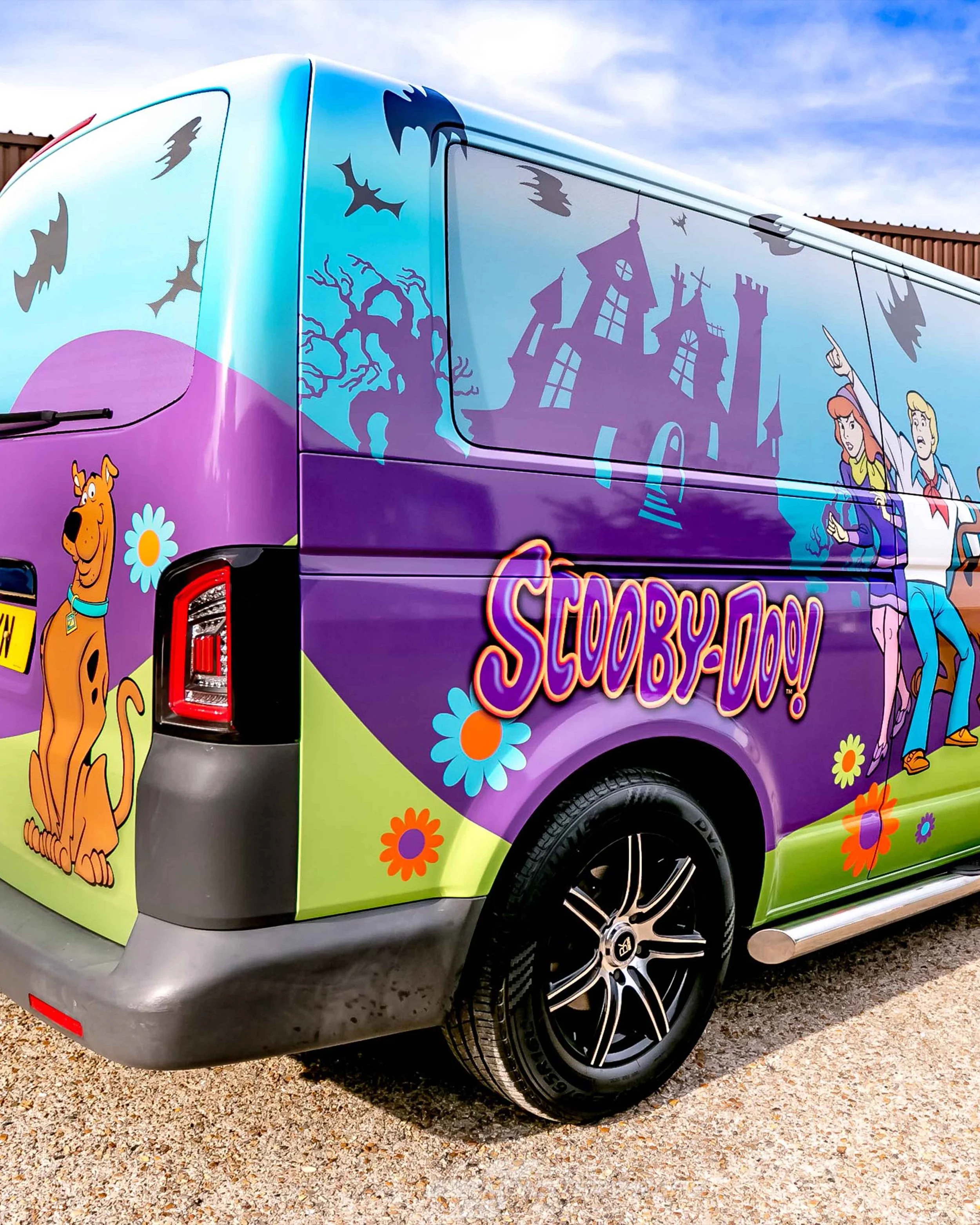 VW T5.1 LWB - Scooby Doo Full Wrap - 10.jpg