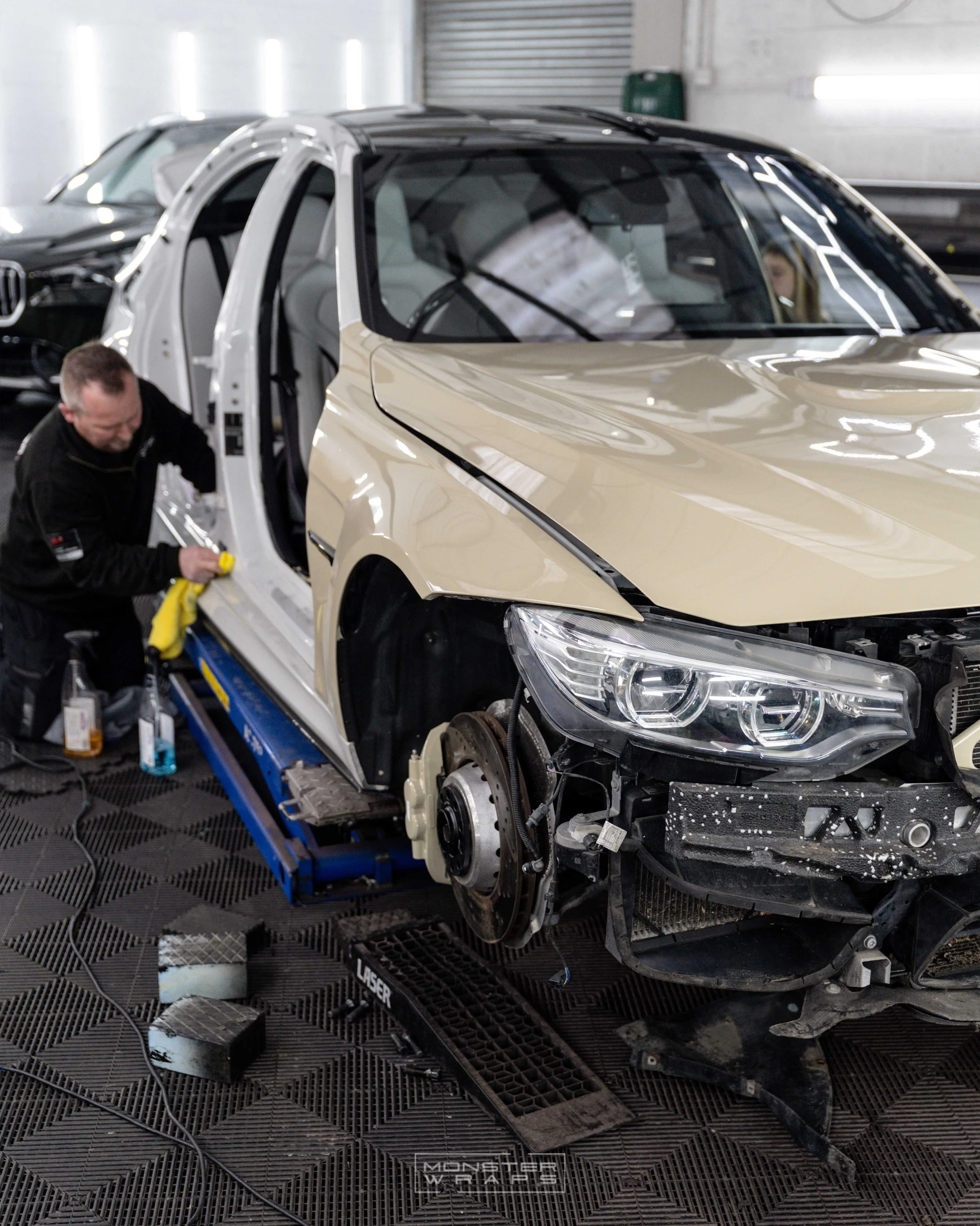 BMW M3 F80 competion full colour change vinyl wrap Arlon Gloss Sand Brown