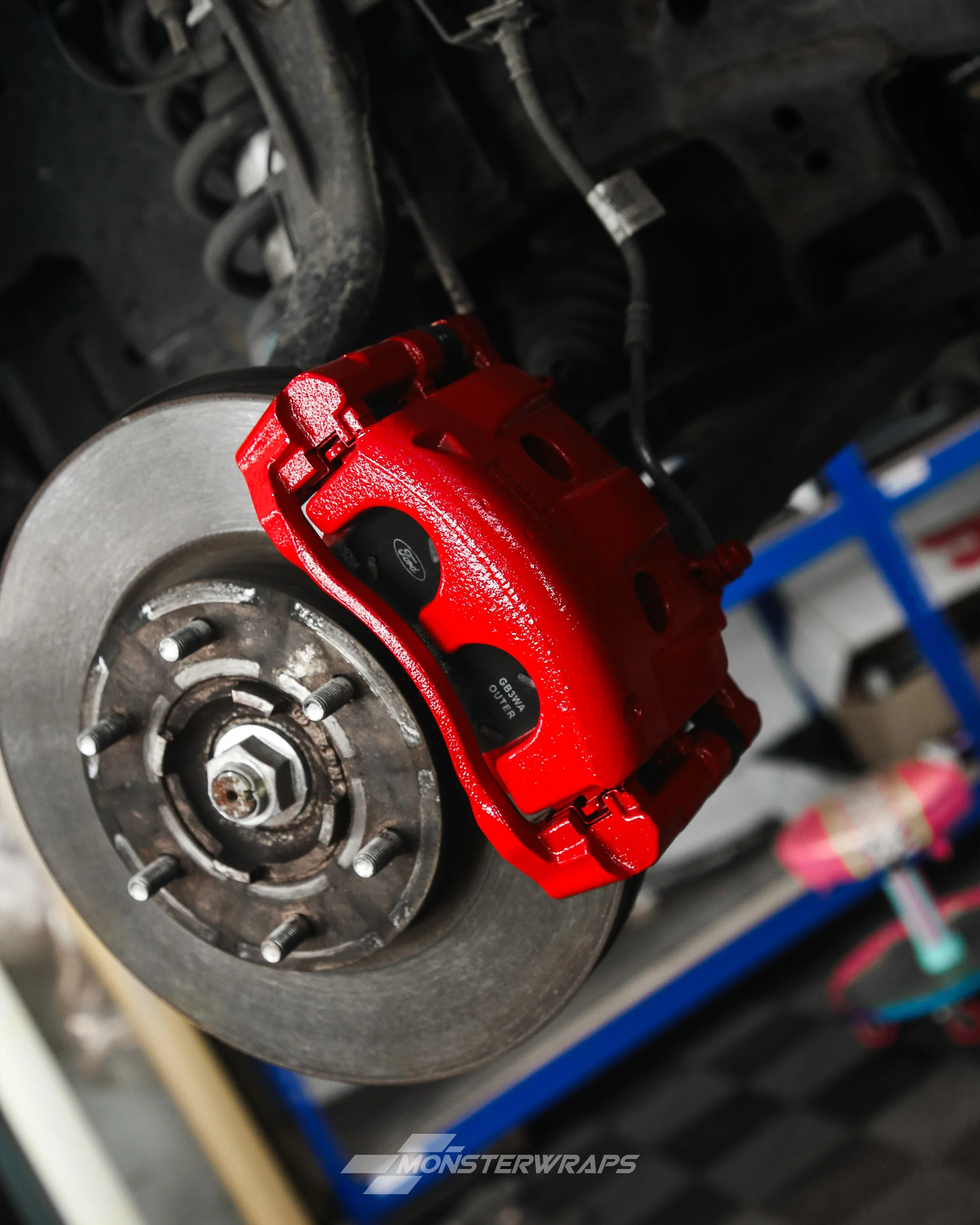 ford ranger raptor pick up truck brake calipers painted in gloss bright performance red