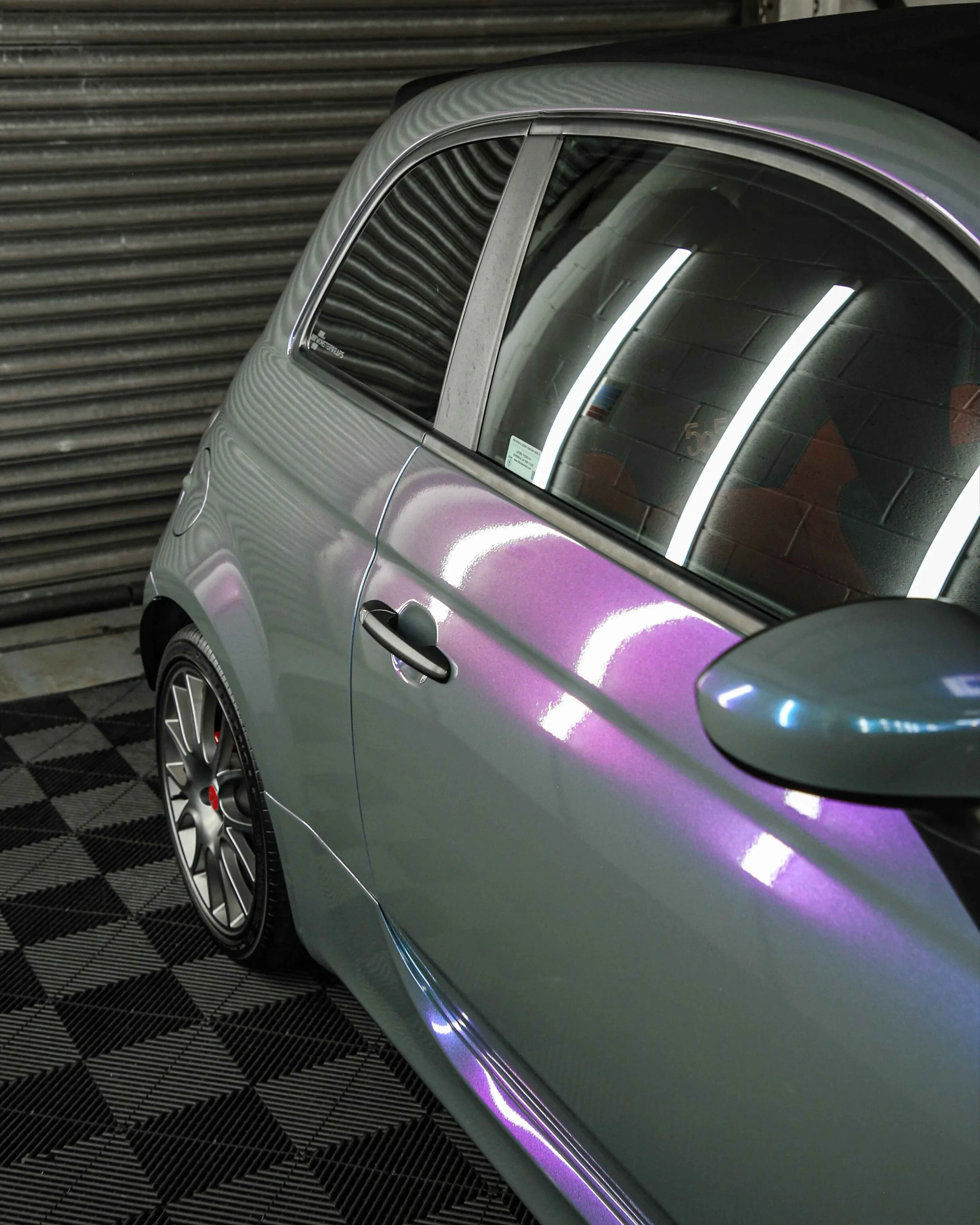 Abarth 595 full wrap in Gloss Flip Chameleon Gloss