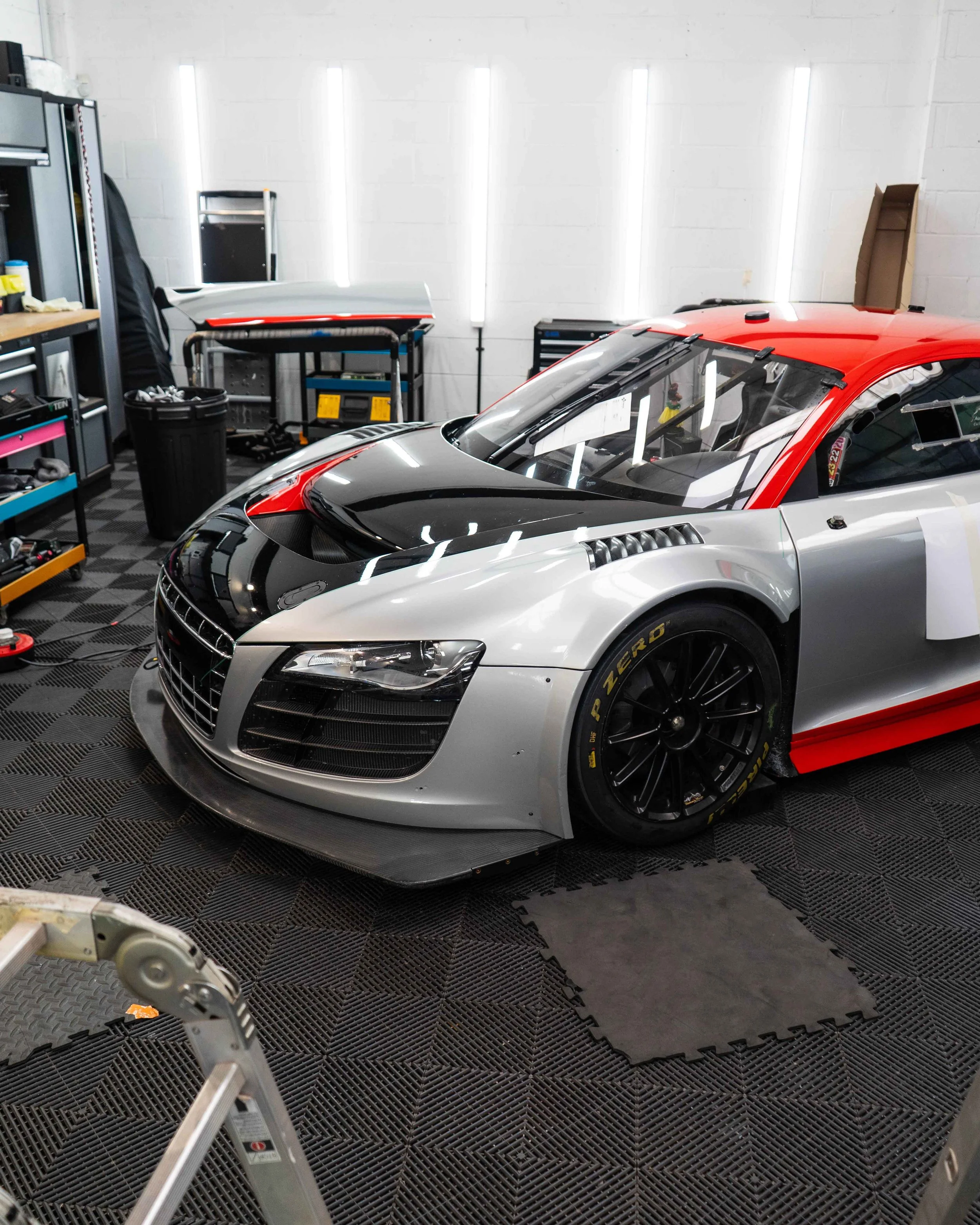 Audi R8 LMS Flying Lizard Racing Livery and Wrap