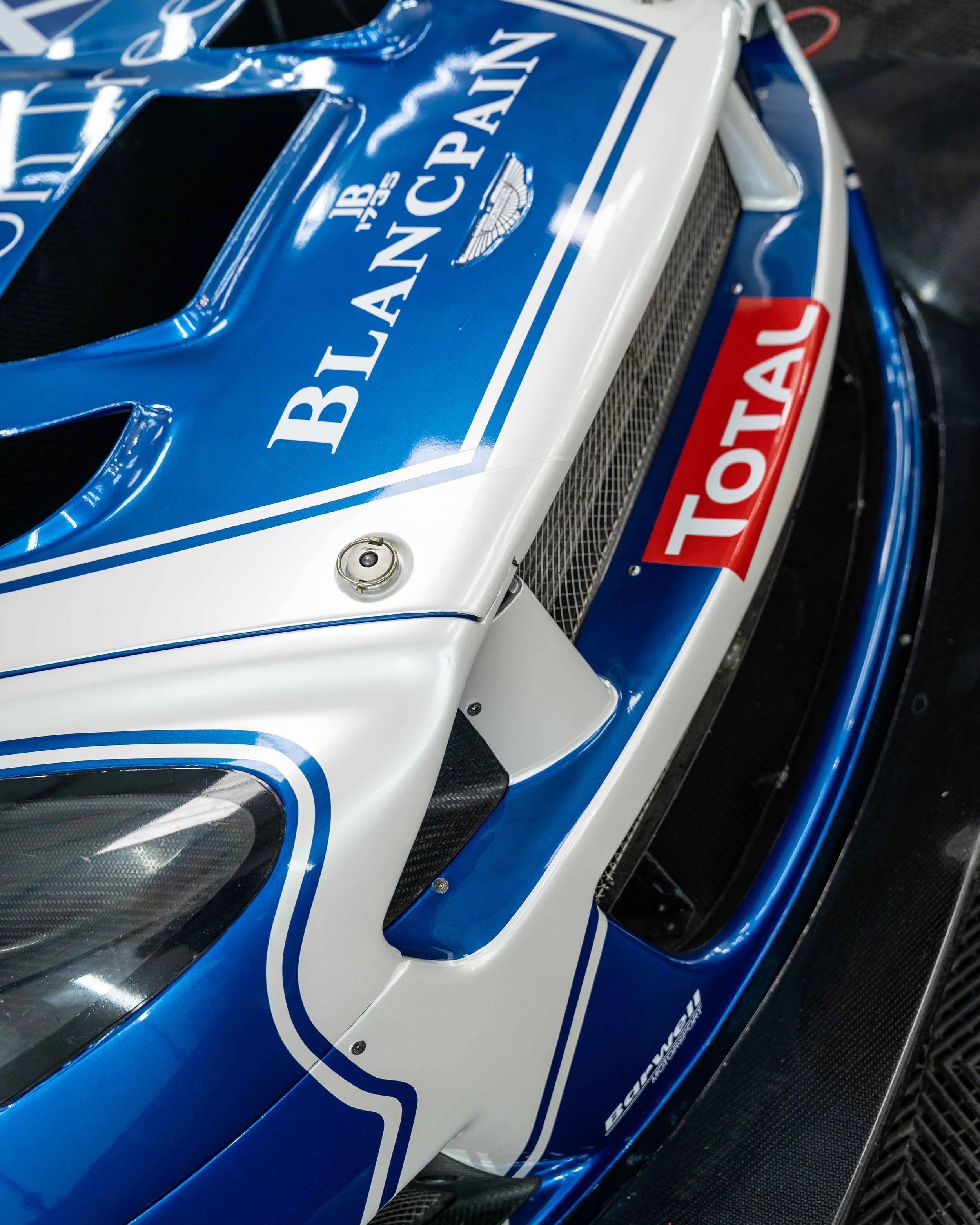 Aston Martin DBR9S - Ecurie Ecosse Livery - 31.jpg