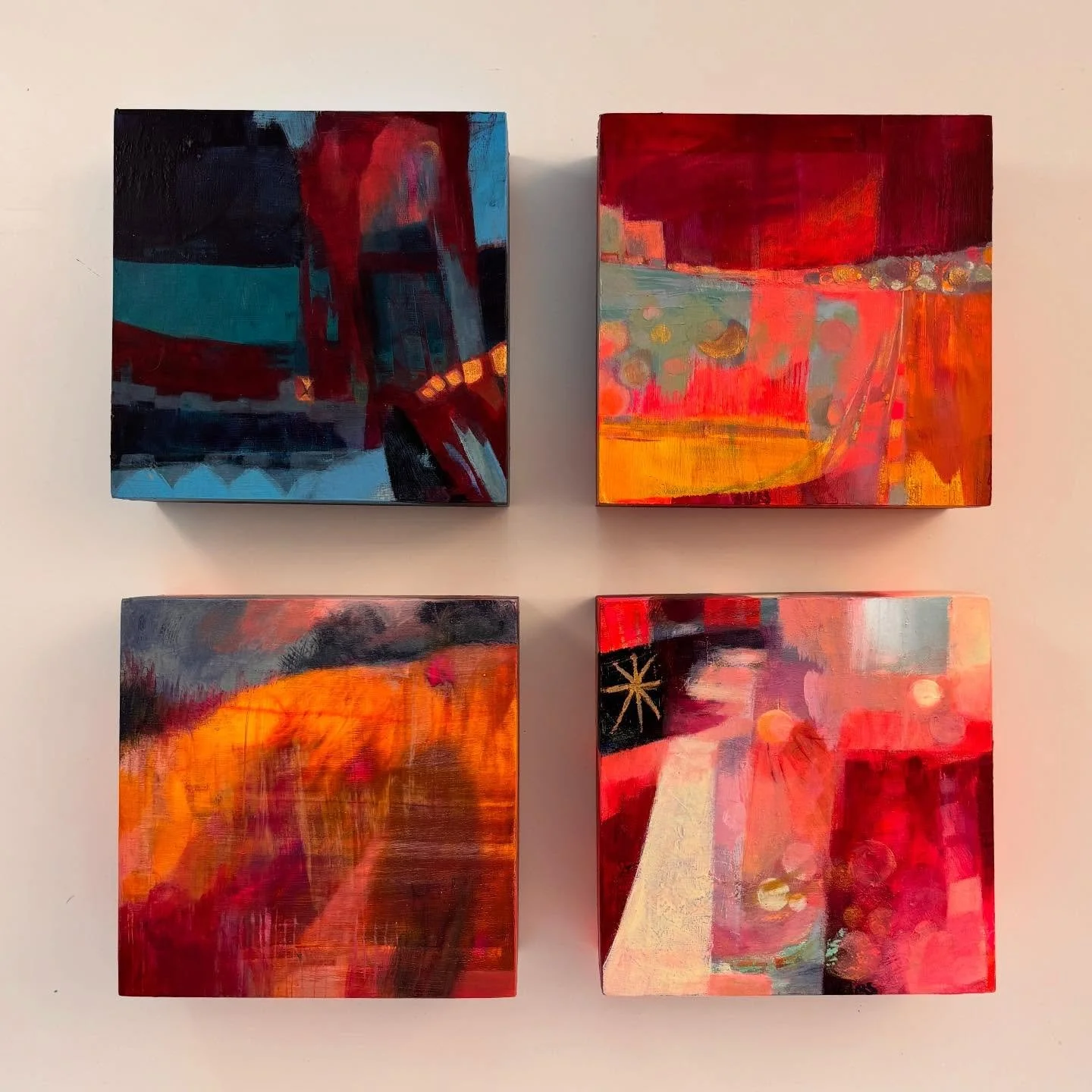 Love these wrapped around chunkies, very impactful I feel. 
Scroll to see which two are still available. Perhaps you can guess from the titles - &lsquo;Star Bright&rsquo; and &lsquo;Prussian Pride&rsquo;, pretty easy if you ask me, but then I would s