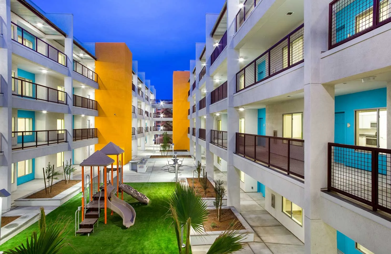 AZ MULTIFAMILY: Cedar Crossing • 74 units • mixed-use