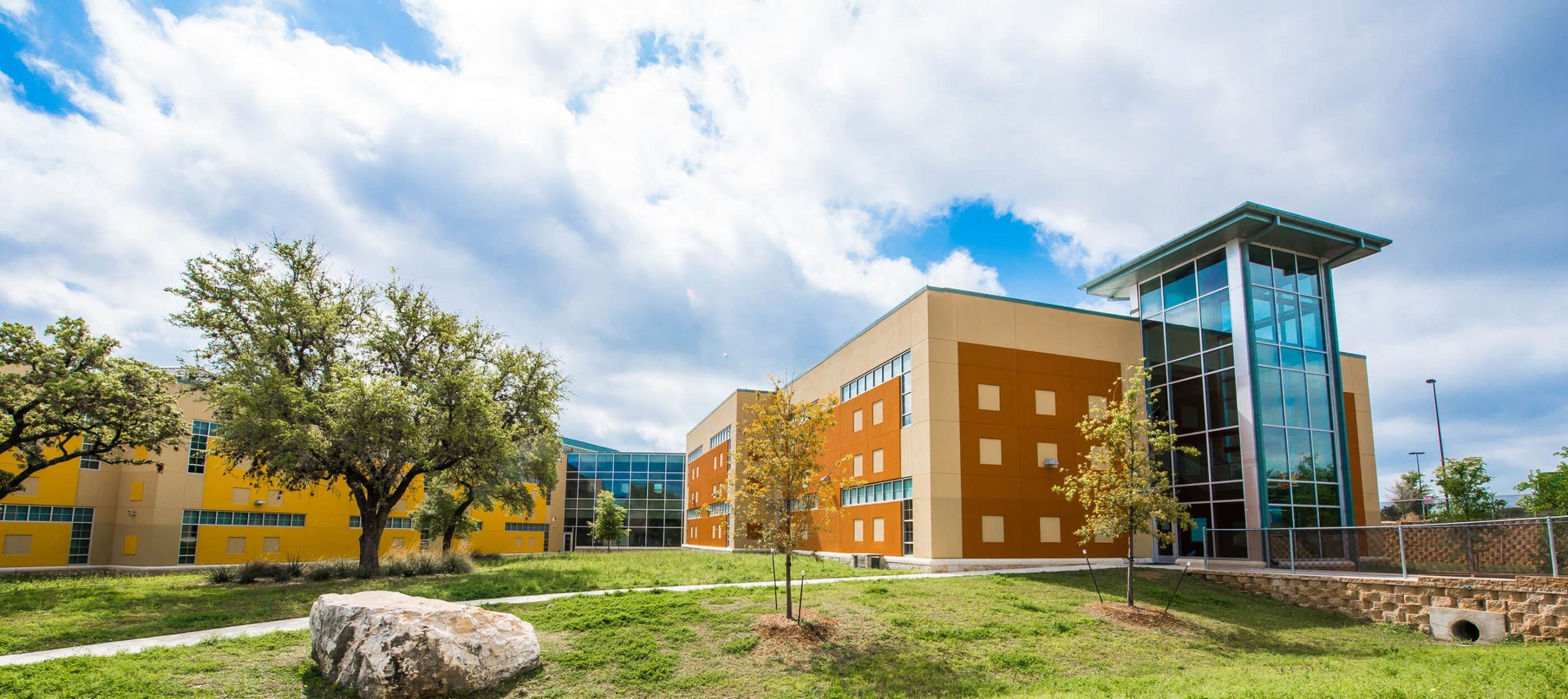 AZ EDUCATION: Vineyard Ranch Elementary School • 128,000 SF • $34M