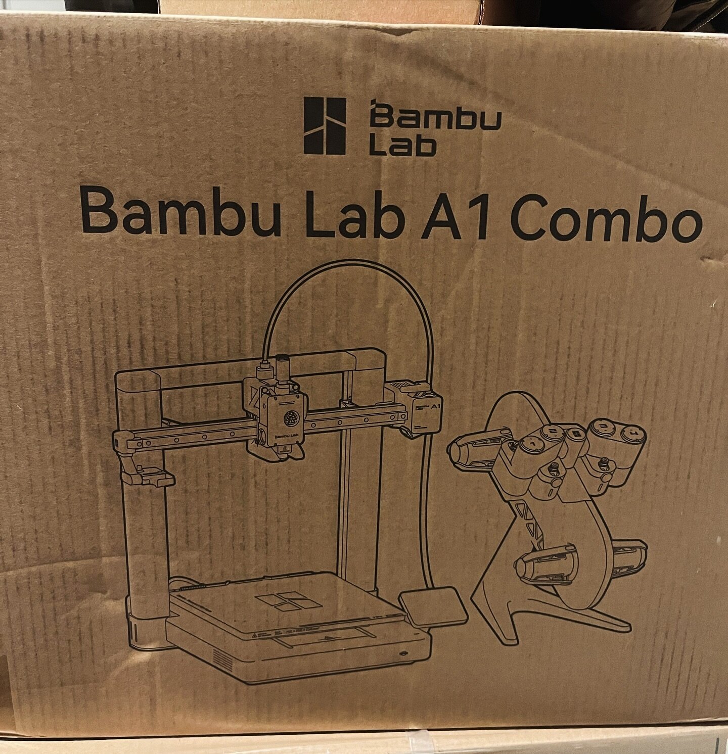 Wooho, delivery day thanks to @bambulab_official 
.
#3dprinter #bambulab #bambulabA1