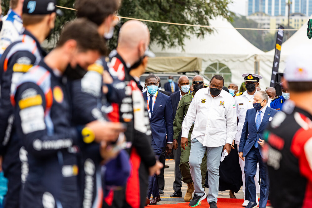 President Uhuru Kenyatta and FIA President Jean Todt making their way to the stage to flag off the drivers 