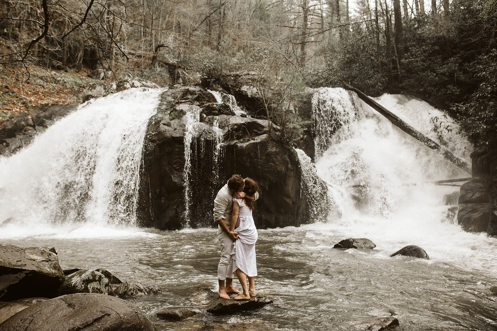 great-smoky-mountain-adventure-engagement-chattanooga-elopement-photographer5Y6A6185_websize.jpg