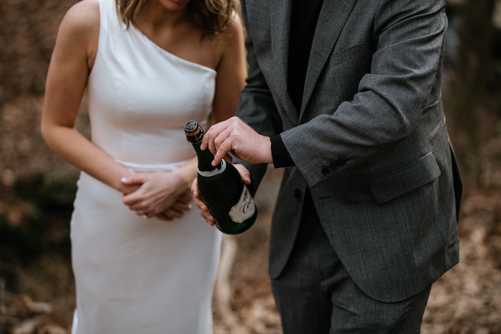 snoopers-rock-adventure-elopement-chattanooga-wedding-photographerfoster-falls-elopement-chattanooga-wedding-photographer-567_websize.jpg
