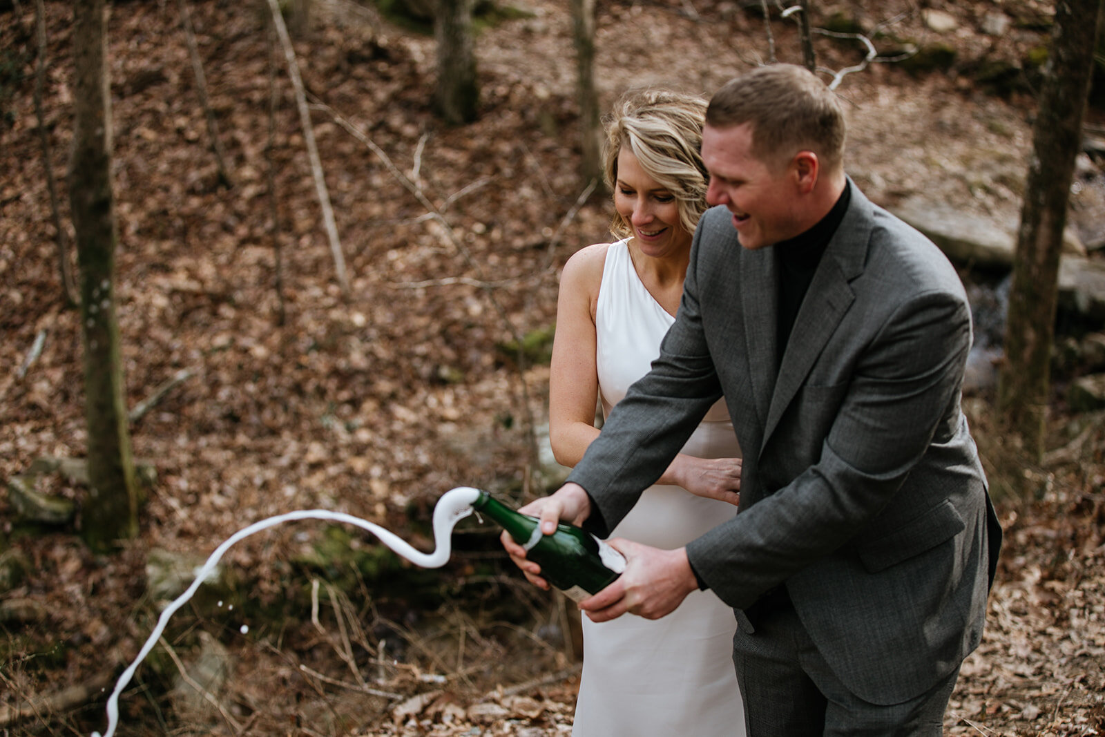 snoopers-rock-adventure-elopement-chattanooga-wedding-photographerfoster-falls-elopement-chattanooga-wedding-photographer-574_websize.jpg
