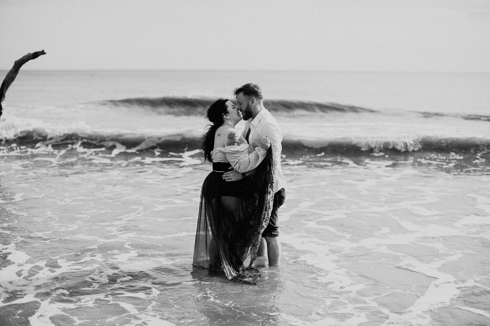 driftwood-beach-engagement-savannah-elopement-photographer-193_websize.jpg