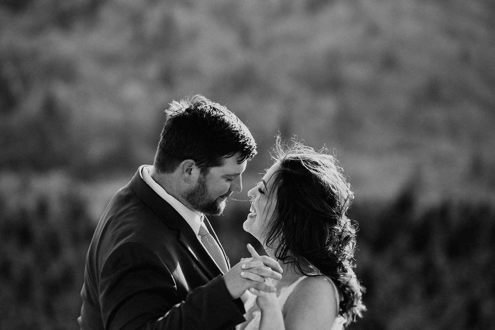 black-balsam-knob-elopement-north-carolina-wedding-photographer-elope-in-asheville-342_websize.jpg