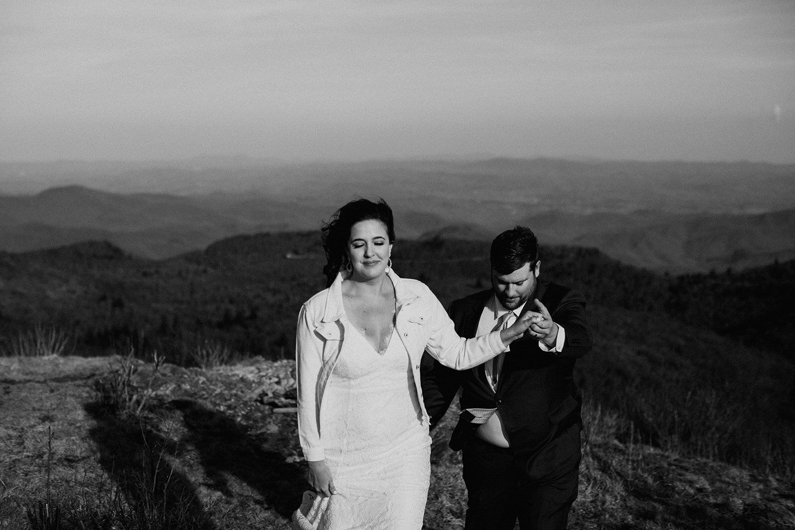 black-balsam-knob-elopement-north-carolina-wedding-photographer-elope-in-asheville-431_websize.jpg