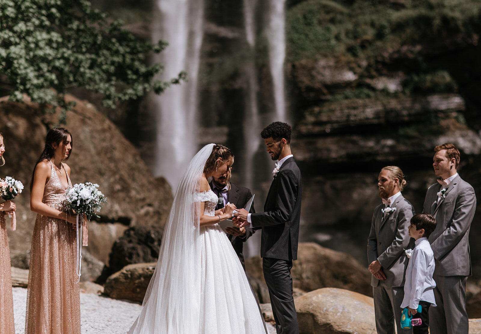 waterfall-wedding-at-toccoa-falls-blue-ridge-elopement-photographer-283_websize.jpg
