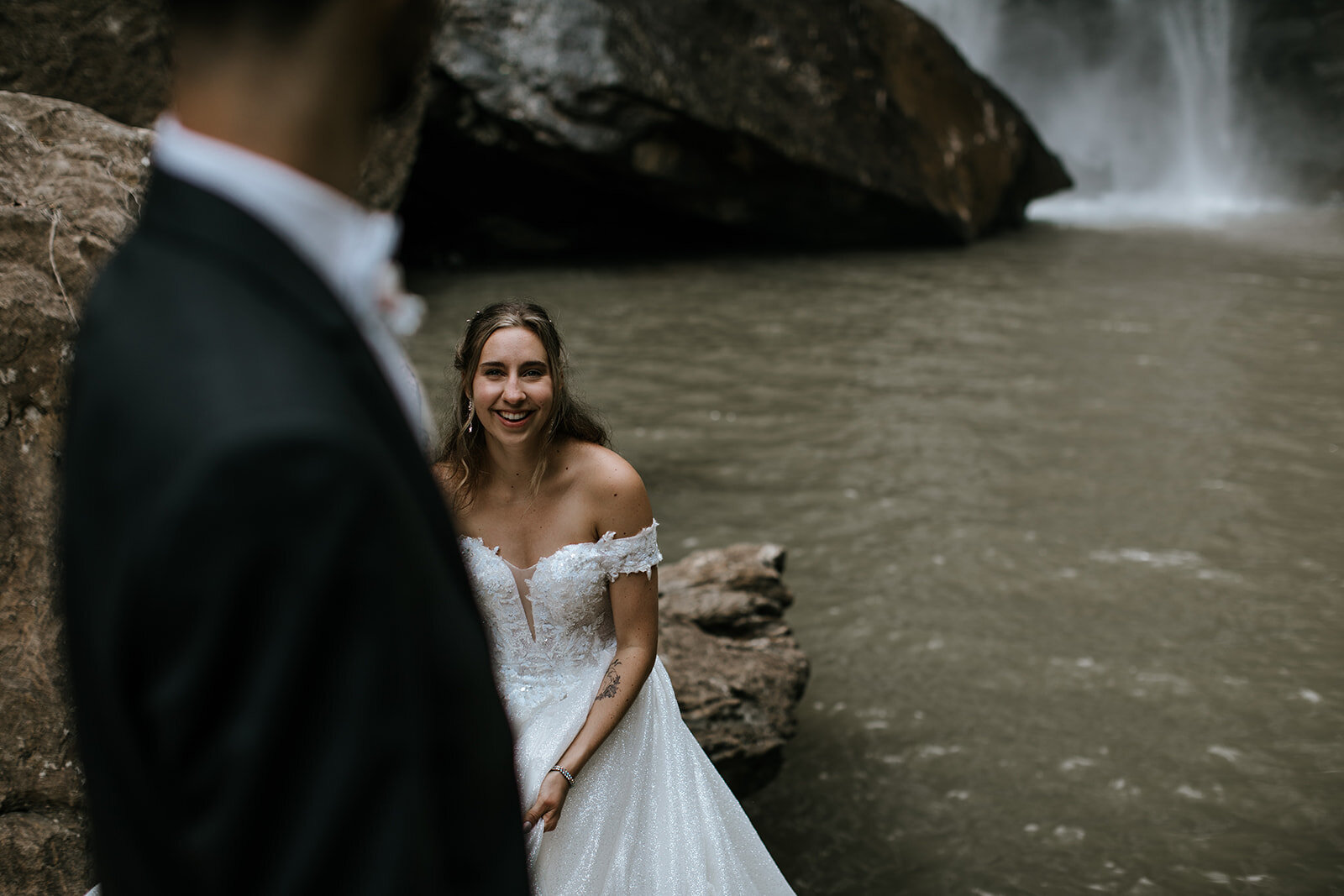 waterfall-wedding-at-toccoa-falls-blue-ridge-elopement-photographer-889_websize.jpg