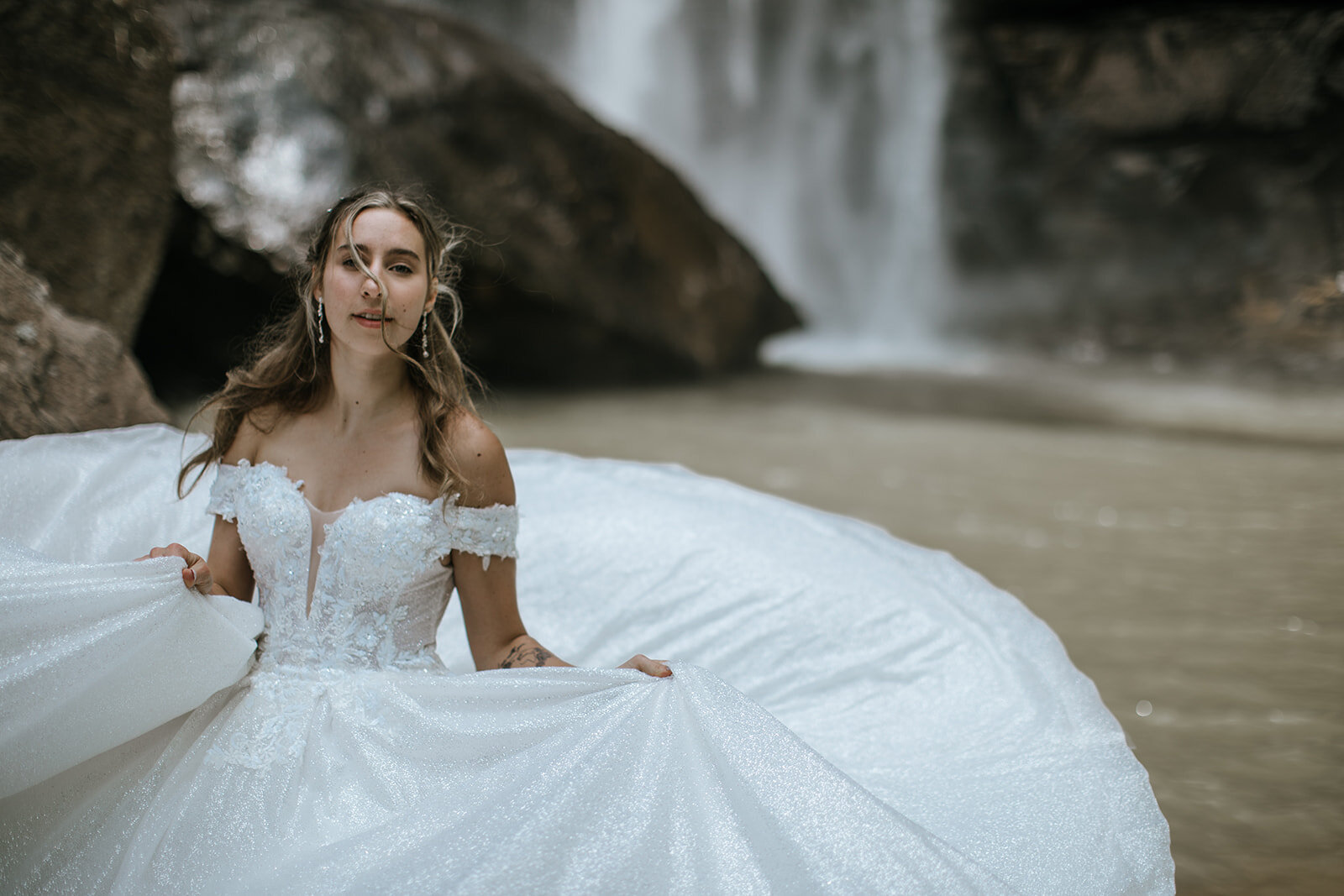 waterfall-wedding-at-toccoa-falls-blue-ridge-elopement-photographer-904_websize.jpg