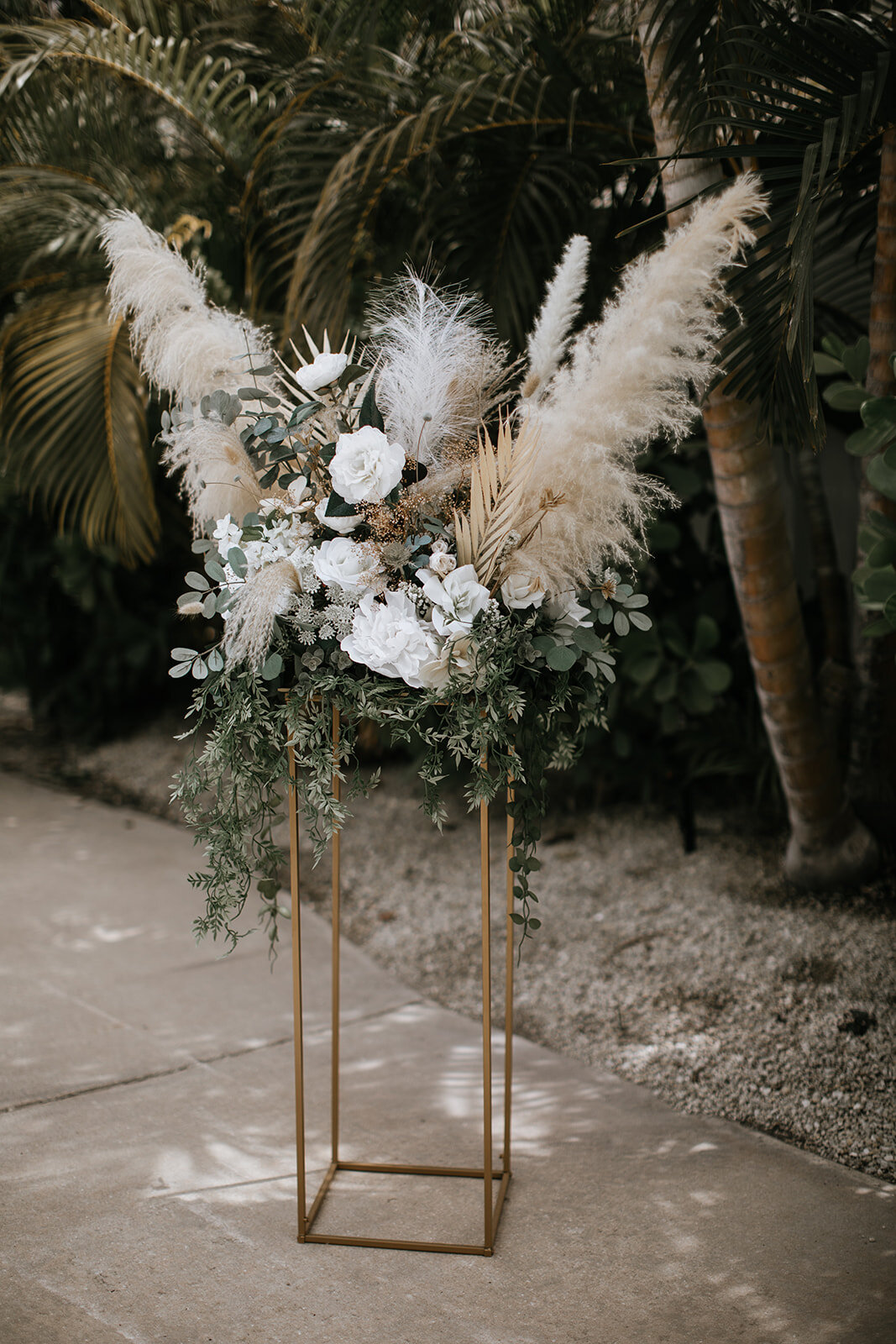 bohemian-beach-wedding-anna-maria-island-elopement-photographer-6_websize.jpg