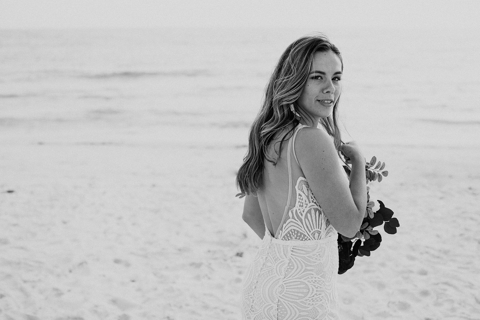bohemian-beach-wedding-anna-maria-island-elopement-photographer-415_websize.jpg