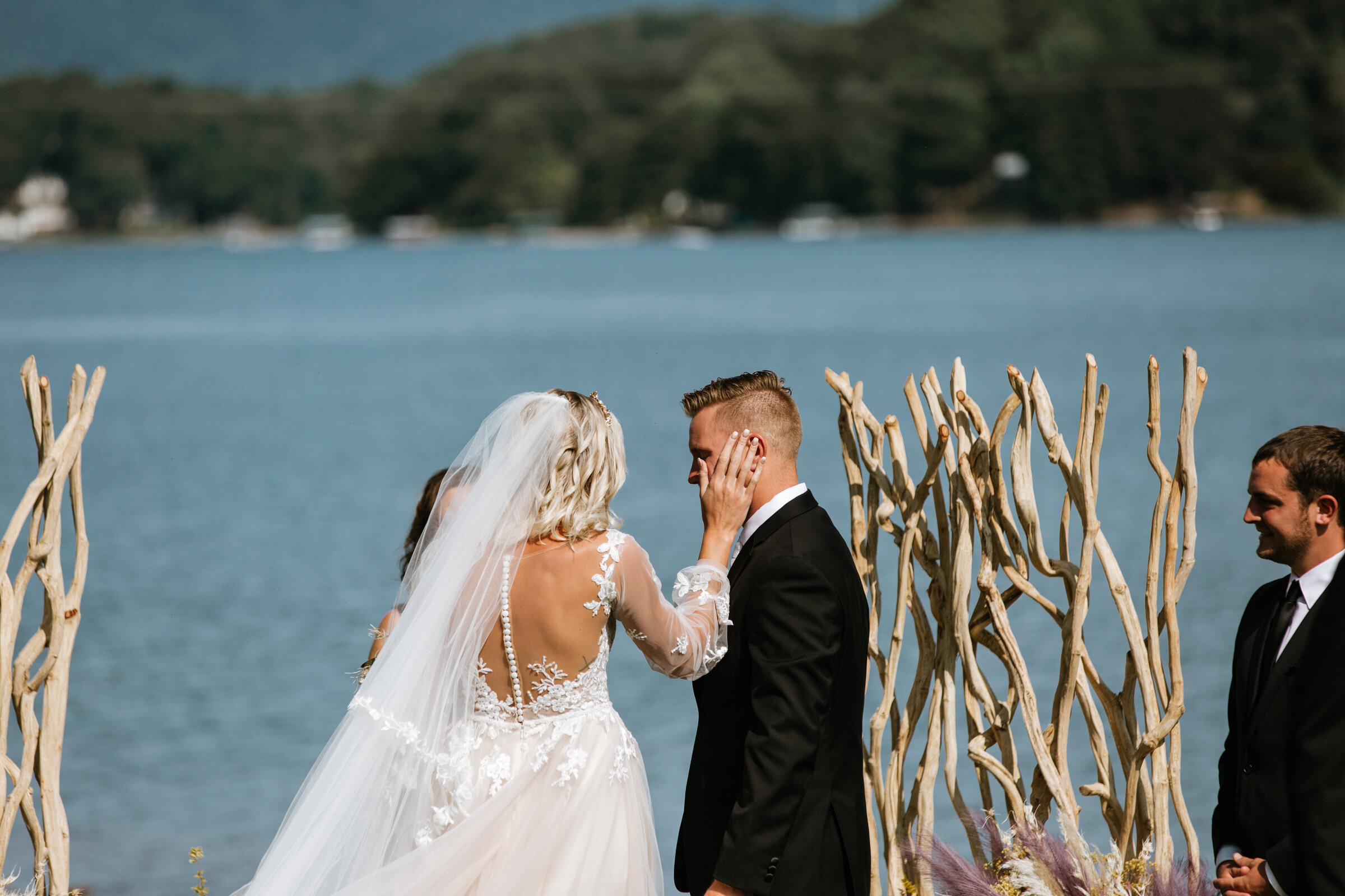 asheville-elopement-photographer-lake-chatuge-wedding-elope-in-blue-ridge-mountains-44.jpg