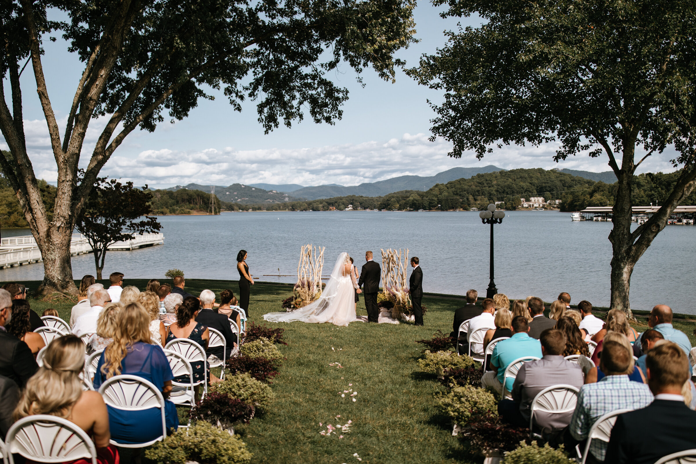 asheville-elopement-photographer-lake-chatuge-wedding-elope-in-blue-ridge-mountains-51.jpg