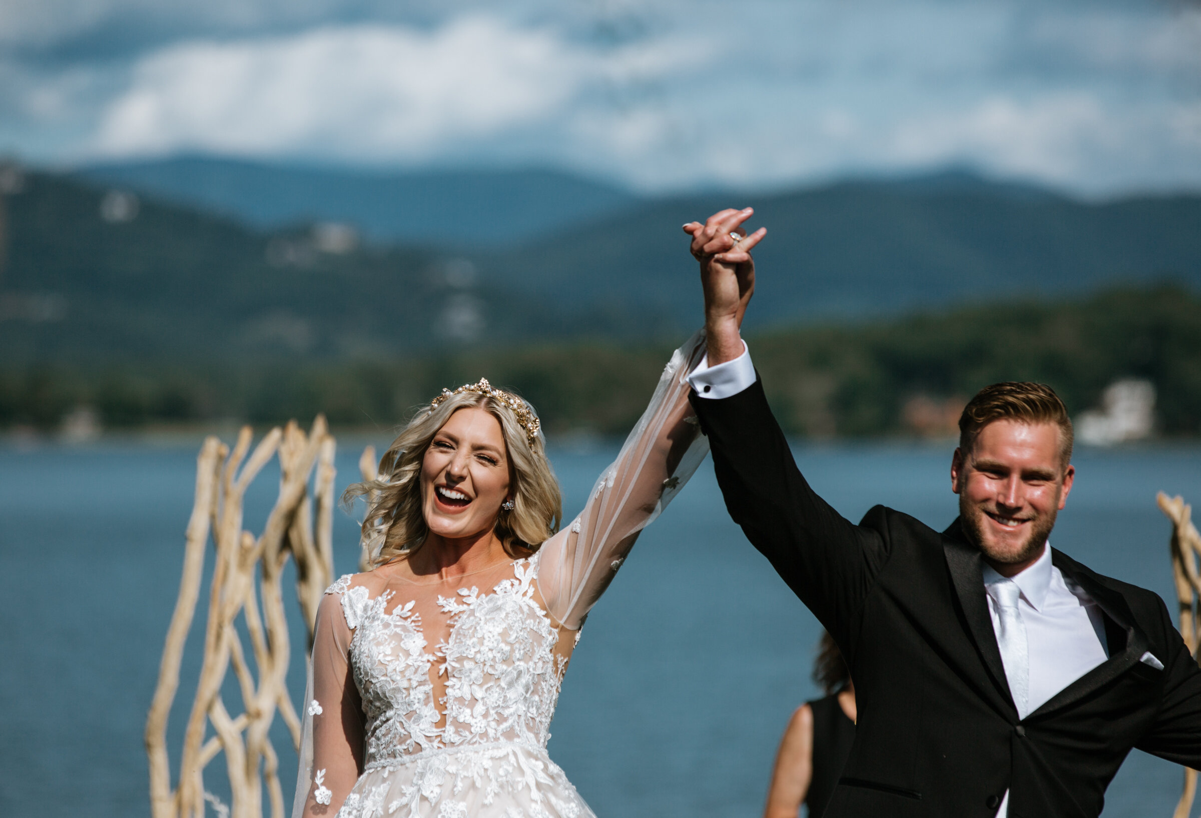 asheville-elopement-photographer-lake-chatuge-wedding-elope-in-blue-ridge-mountains-58.jpg