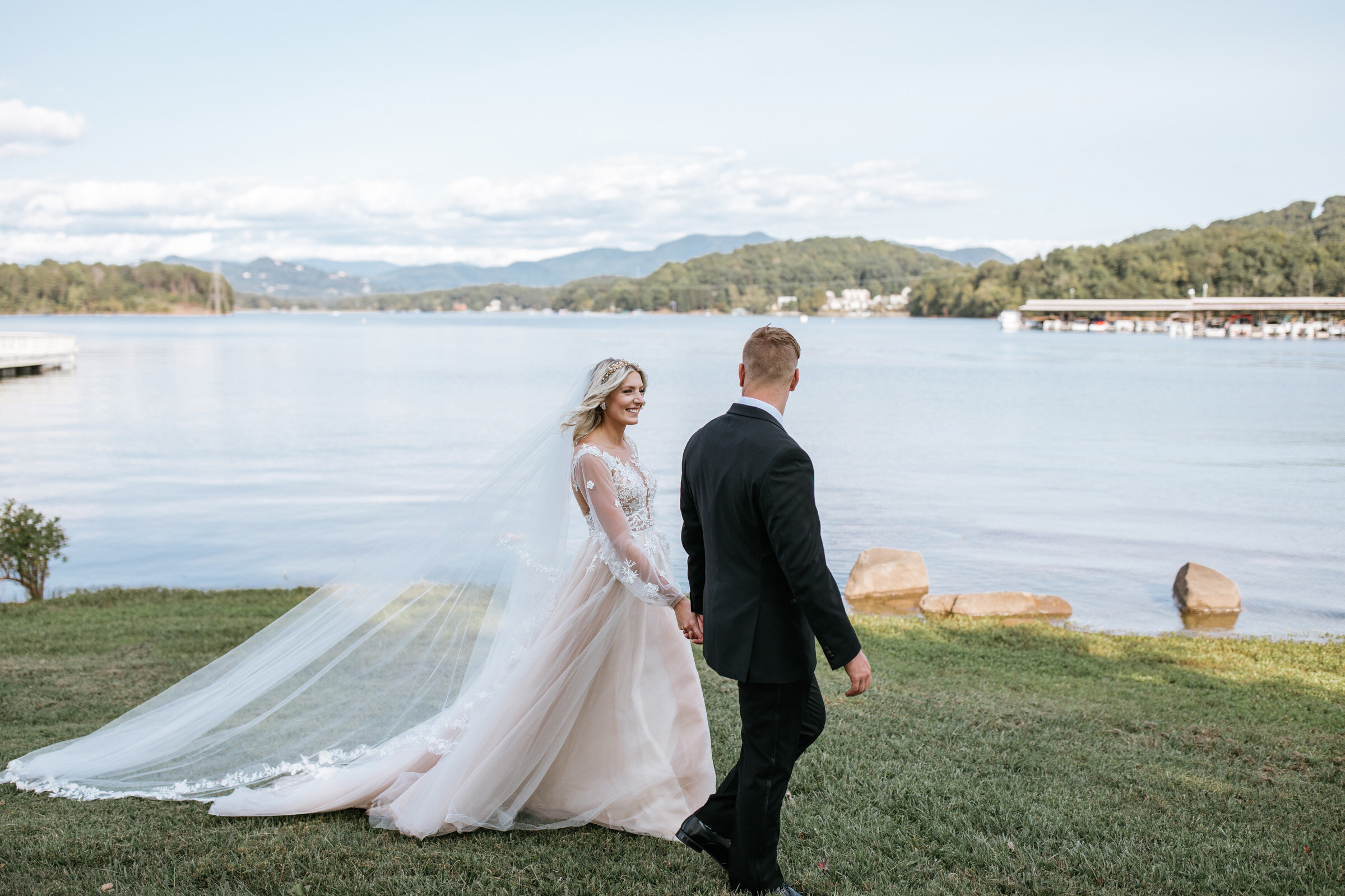 asheville-elopement-photographer-lake-chatuge-wedding-elope-in-blue-ridge-mountains-71.jpg