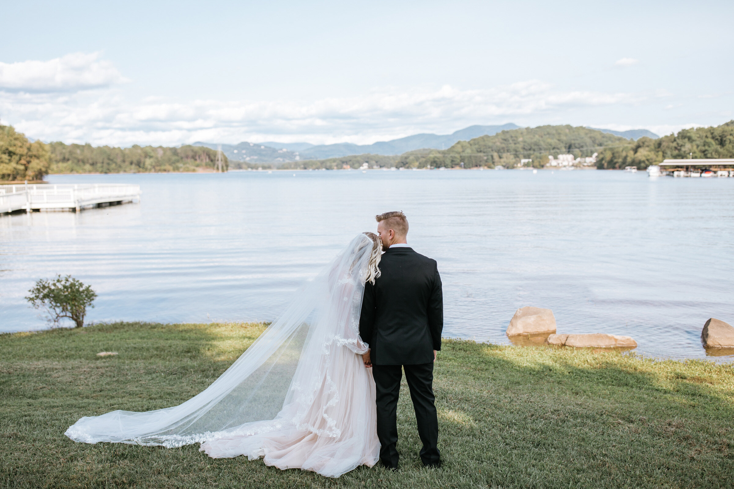 asheville-elopement-photographer-lake-chatuge-wedding-elope-in-blue-ridge-mountains-74.jpg