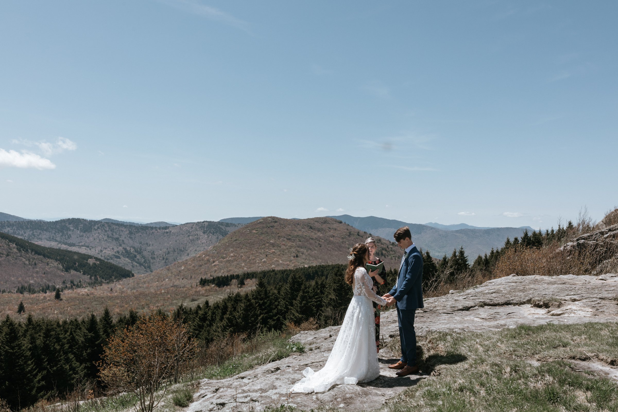 black-balsam-knob-intimate-wedding-asheville-elopement-photographer 30.jpg