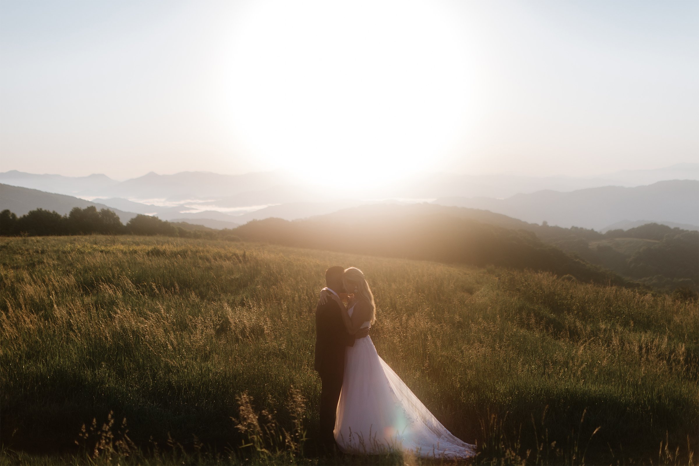 Intimate-sunrise-max-patch-elopement-Asheville-elopement-photographer 11.jpg