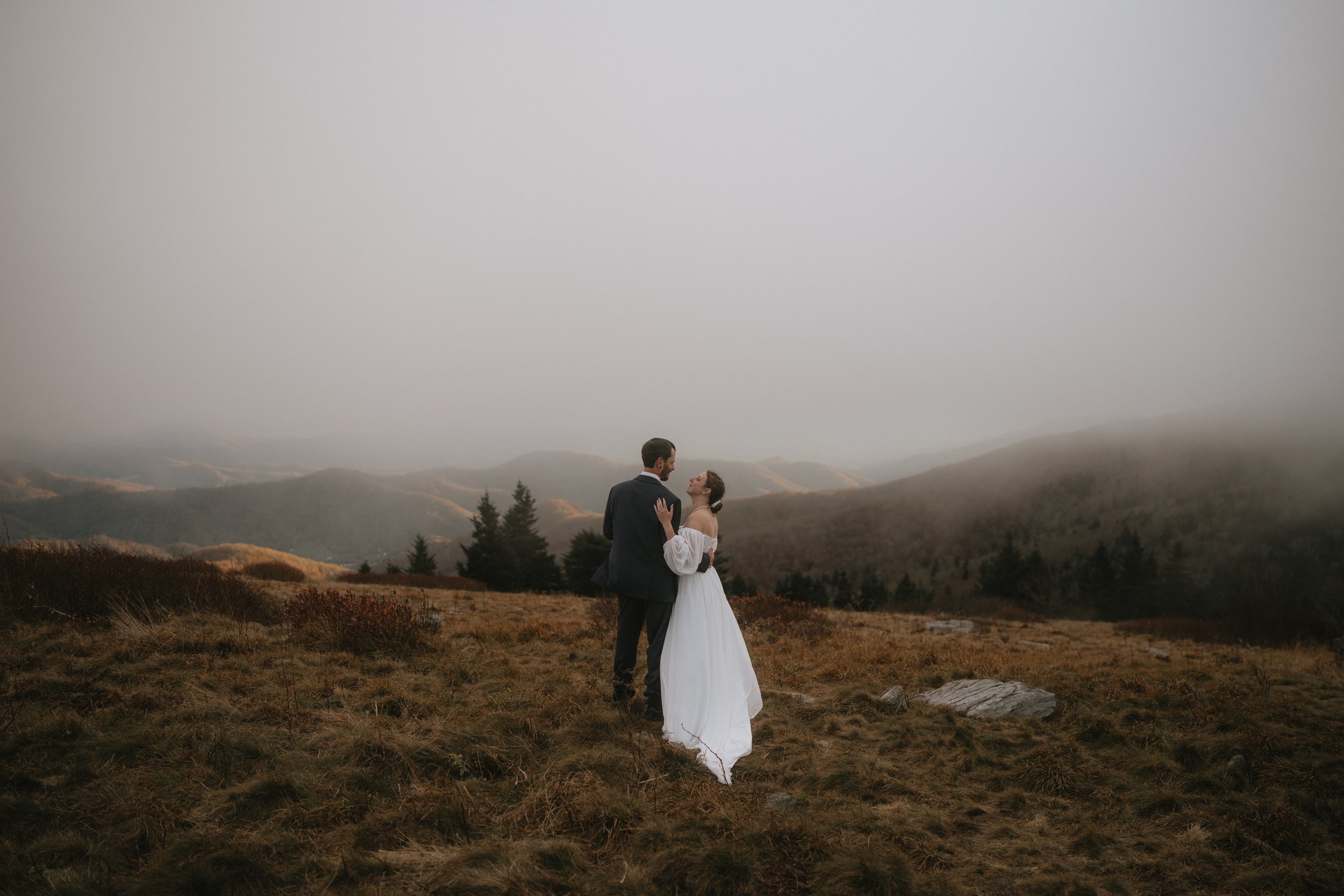 carvers-gap-roan-mountain-elopement-asheville-elopement-photographer-345.jpg