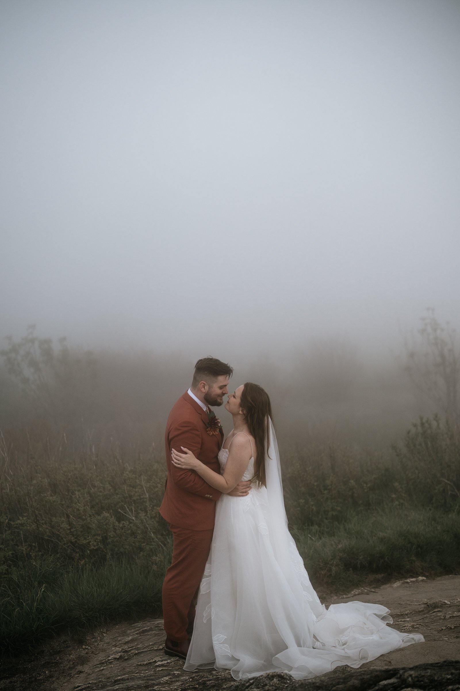 foggy-black-balsam-knob-mountain-elopement-asheville-wedding-photographer-51.jpg