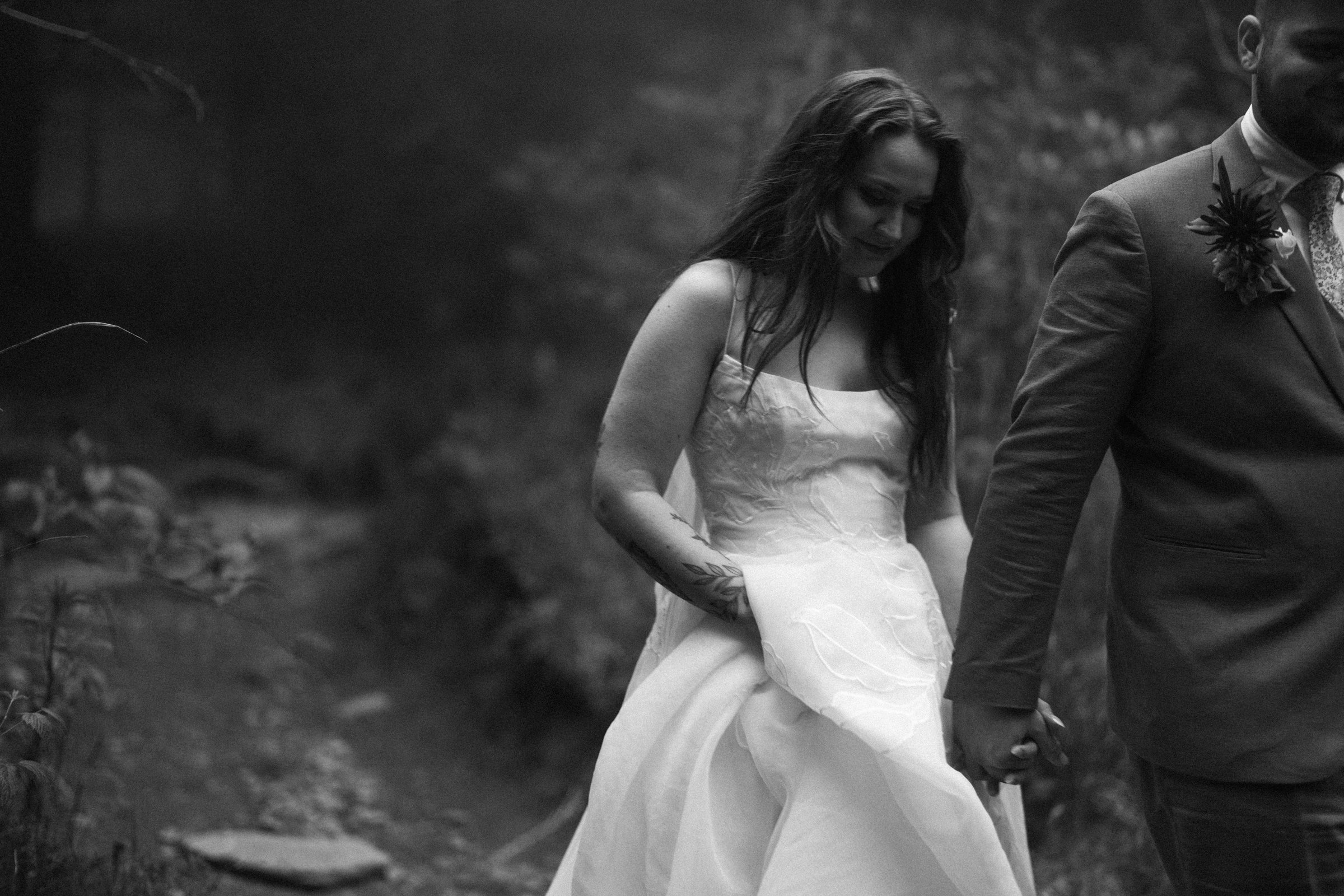 foggy-black-balsam-knob-mountain-elopement-asheville-wedding-photographer-83.jpg