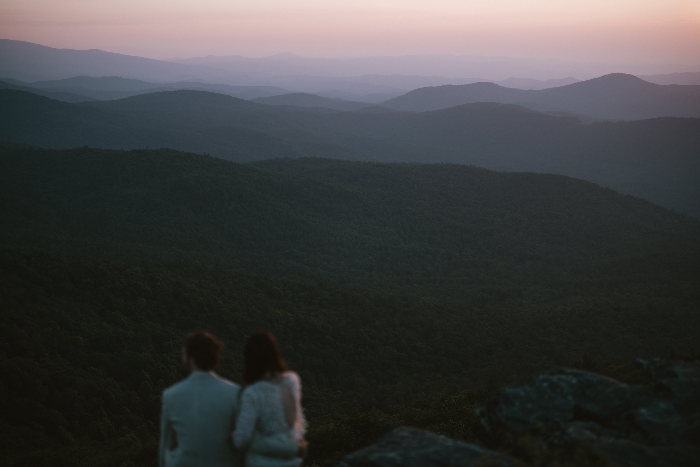 hawksbill-mountain-trail-elopement-asheville-elopement-photographer-56.jpg