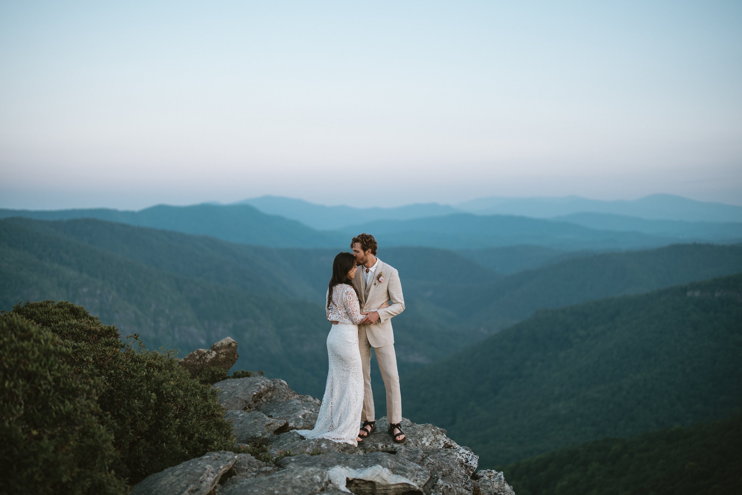 hawksbill-mountain-trail-elopement-asheville-elopement-photographer-66.jpg