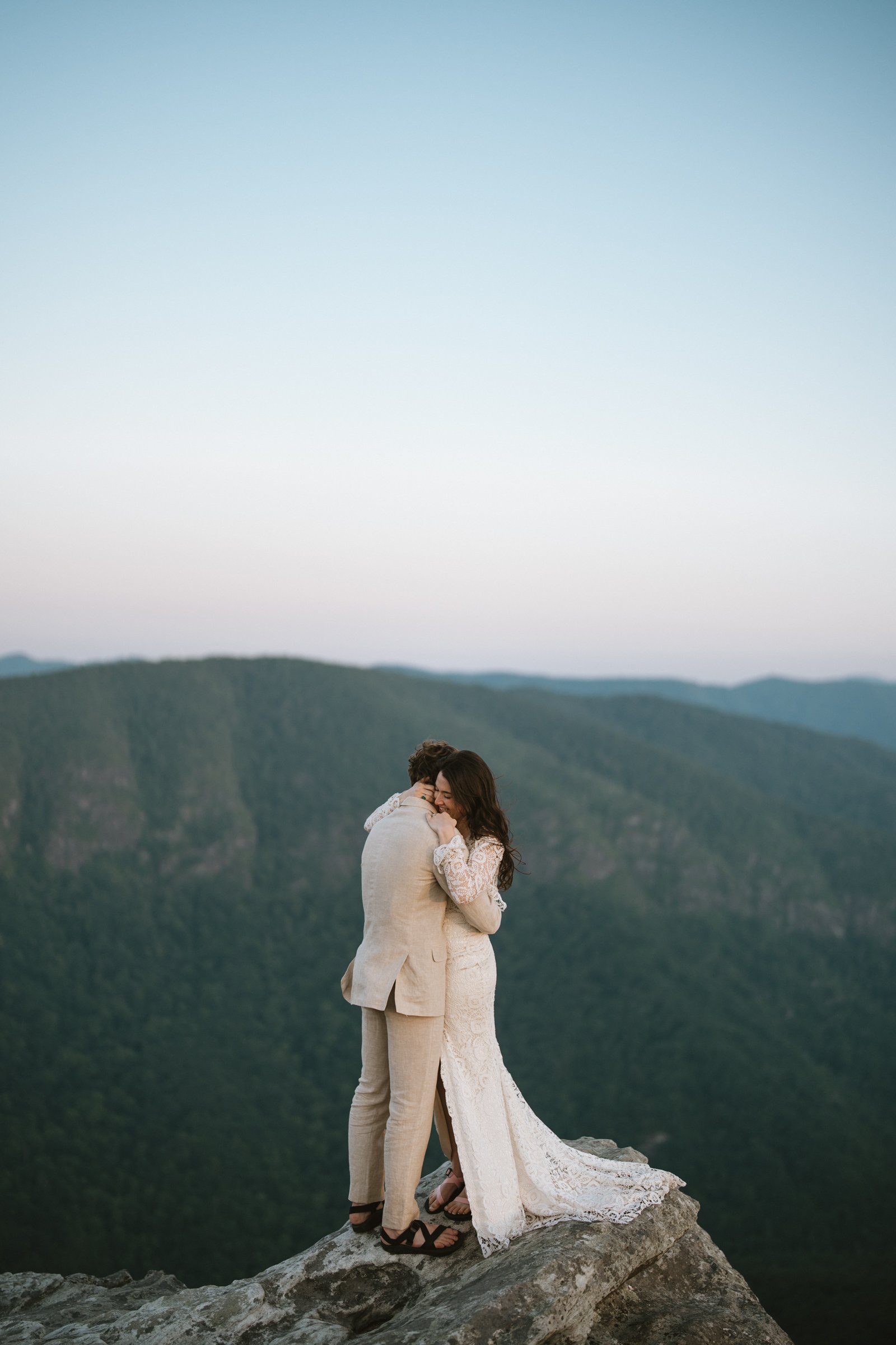 hawksbill-mountain-trail-elopement-asheville-elopement-photographer-79.jpg