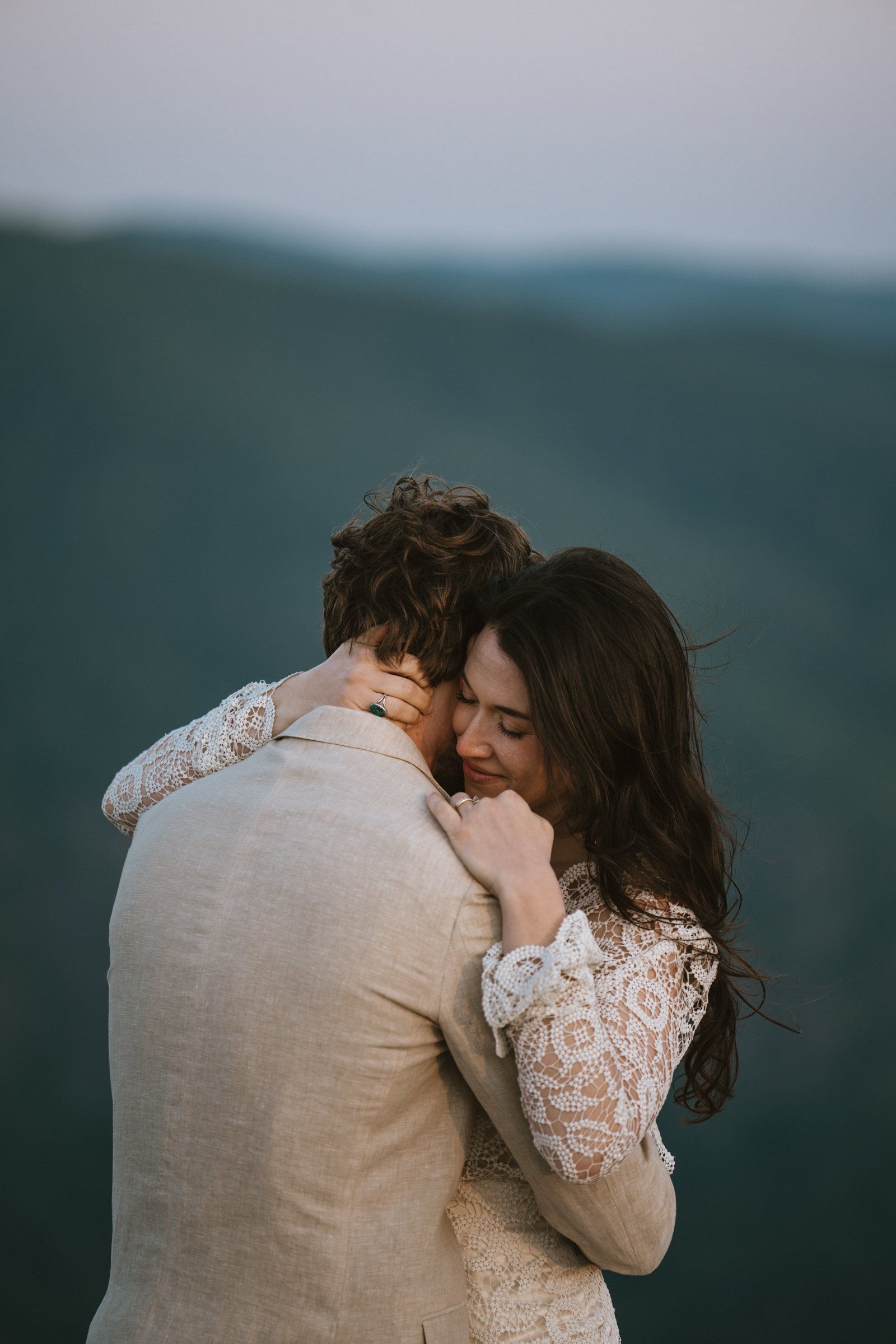 hawksbill-mountain-trail-elopement-asheville-elopement-photographer-83.jpg