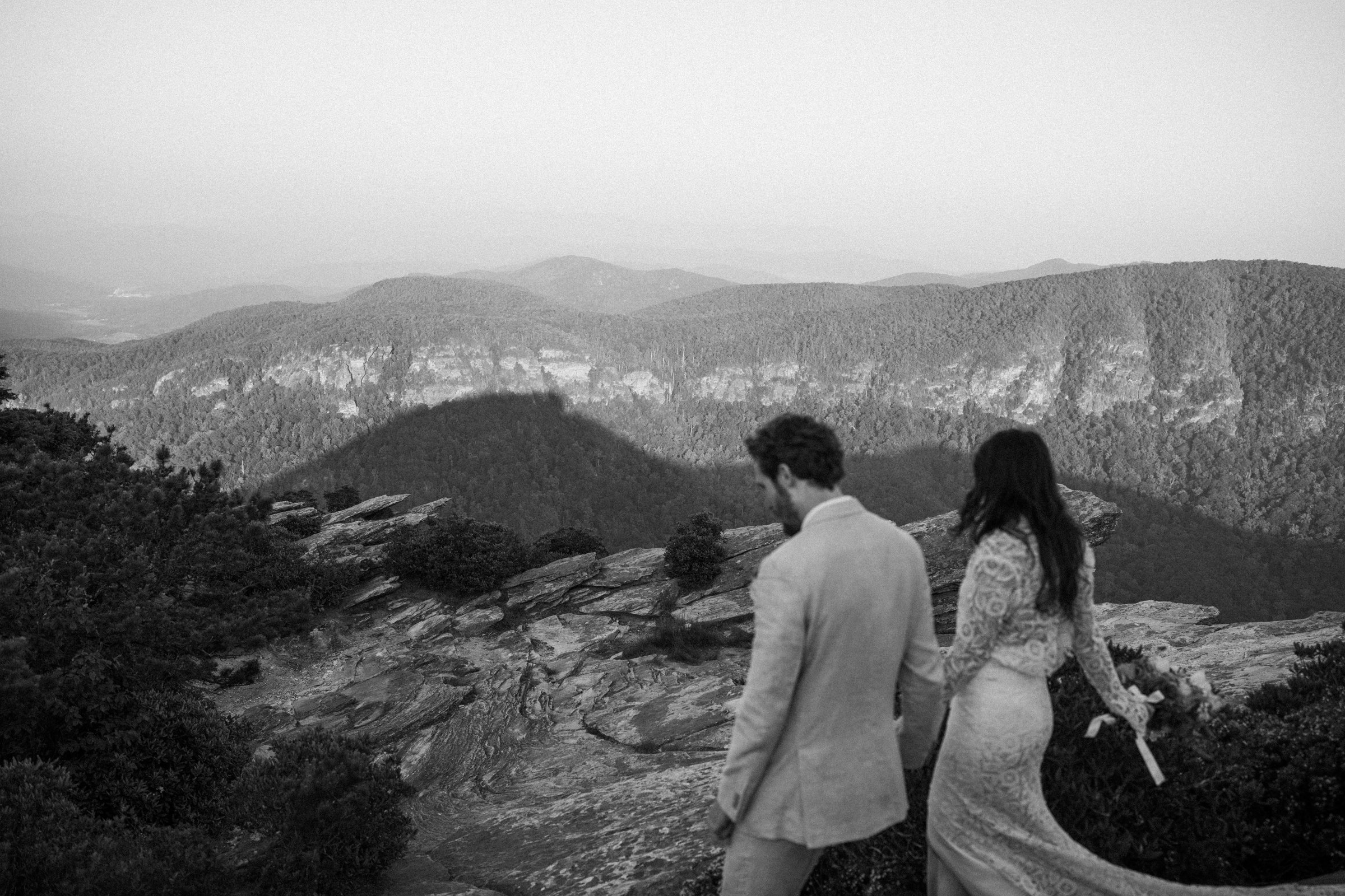 hawksbill-mountain-trail-elopement-asheville-elopement-photographer-103.jpg