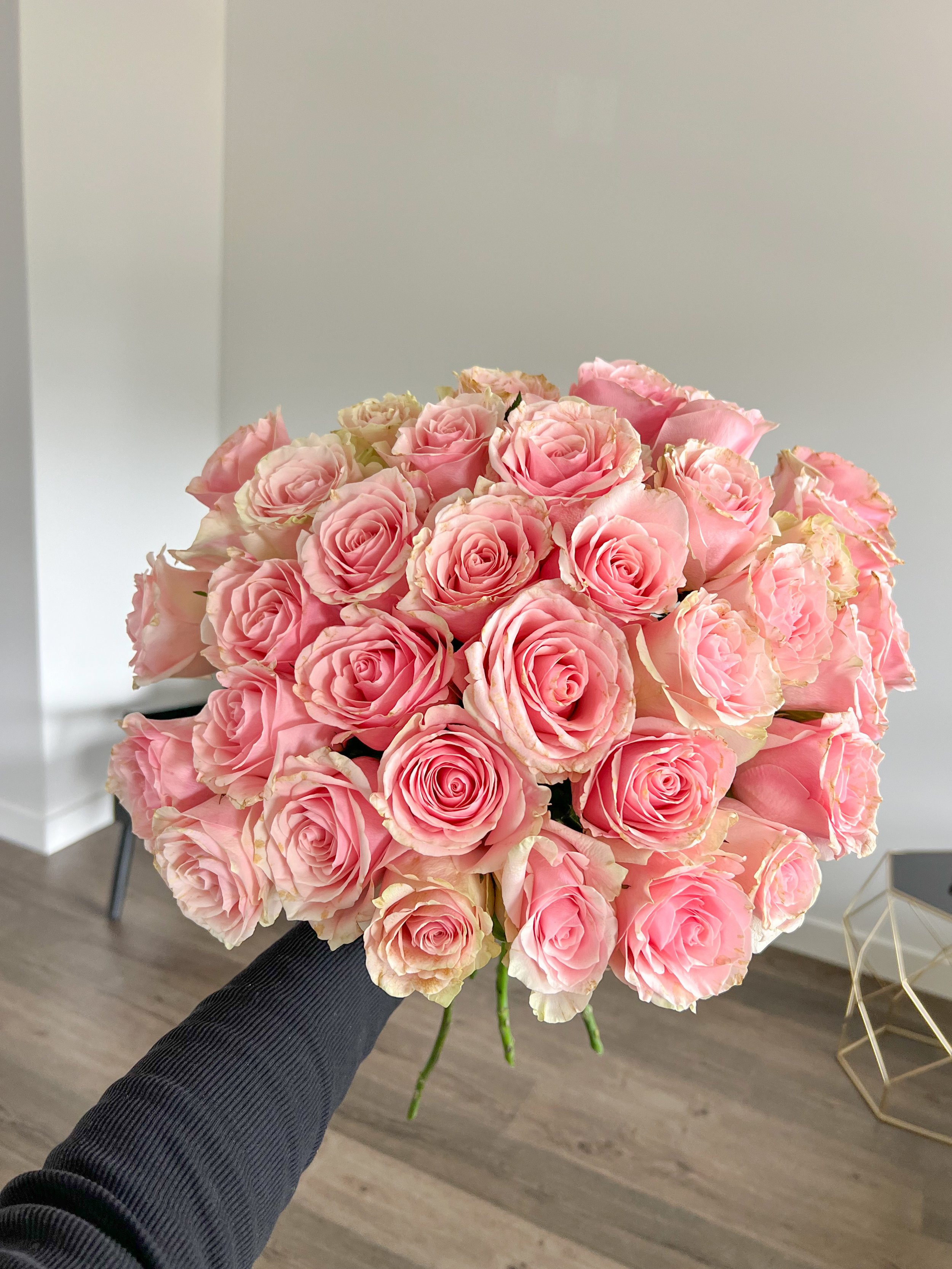 Budget-Friendly & Beautiful(35 stems)