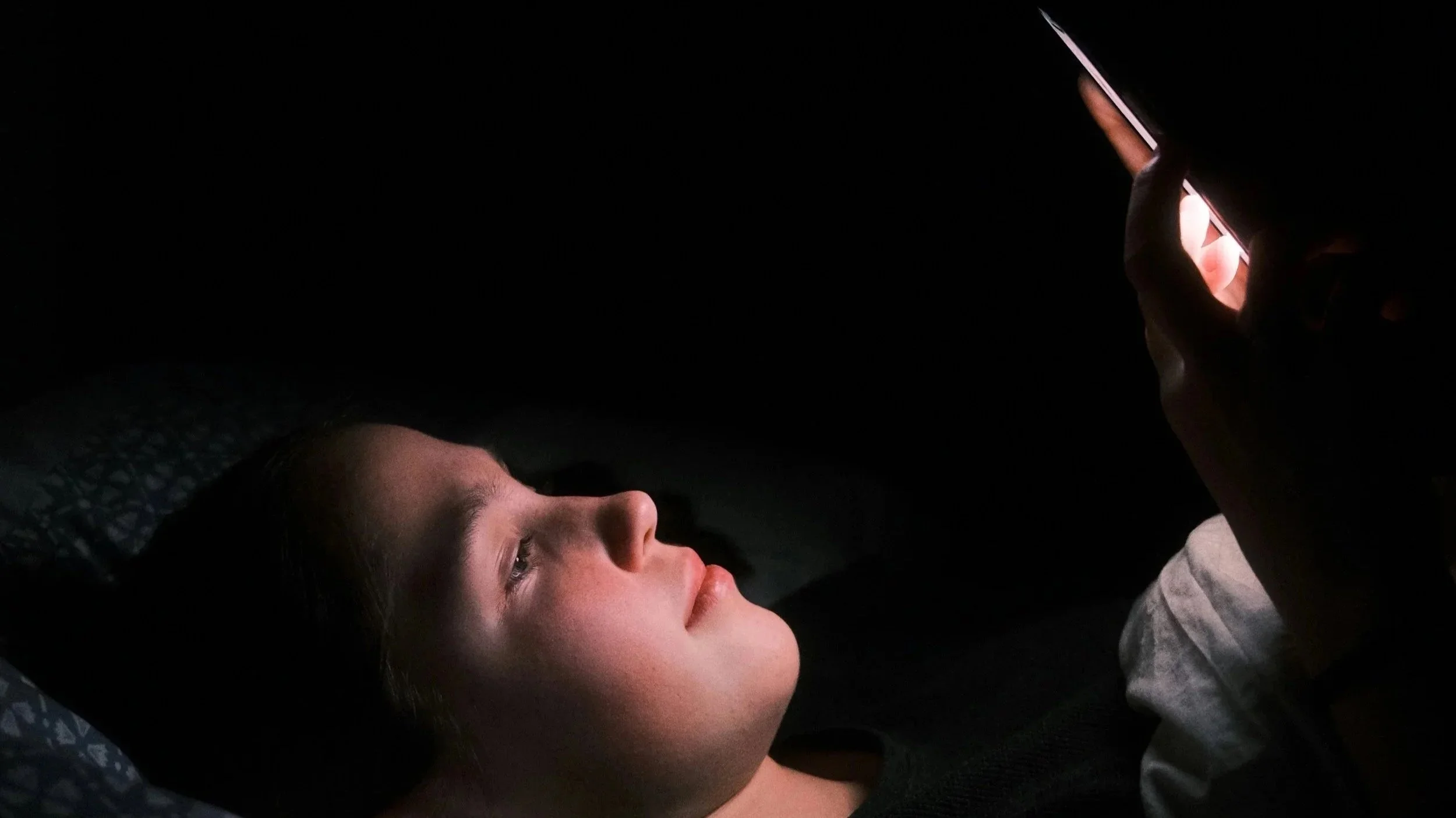 Les règles parentales antiécran protègent le sommeil des ados