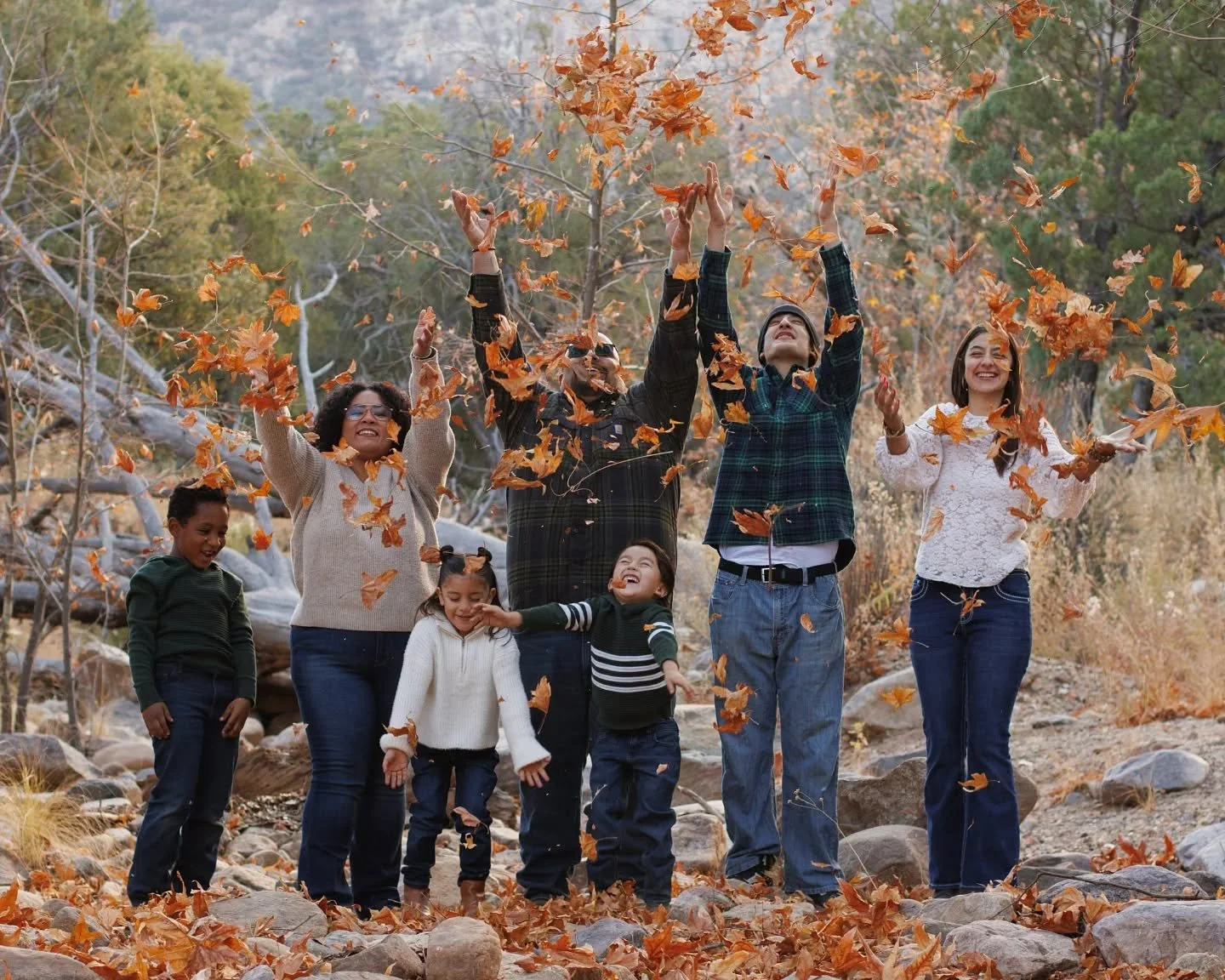 📣 DON'T FORGET TO SCHEDULE YOUR SESSION FOR CHRISTMAS CARDS📣

October 4th
20 Minutes 
$100 

I know it seems early but it's sneaking up on us fast! I will be offering mini sessions for Christmas card photos this October. Book soon because I will ha