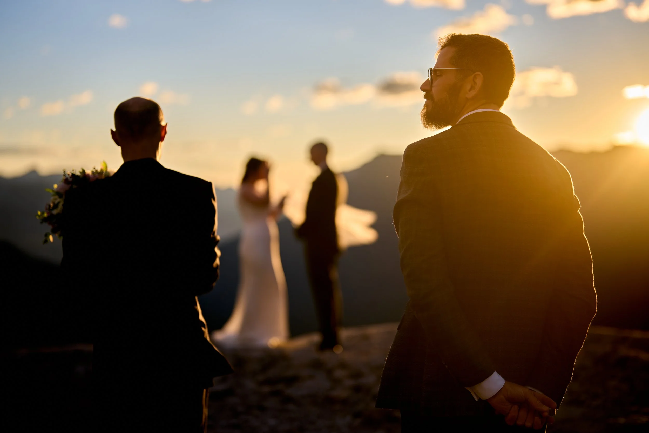 Ashleigh + Kevin Hiking Elopement0159_DF102187_47131 (1).jpg