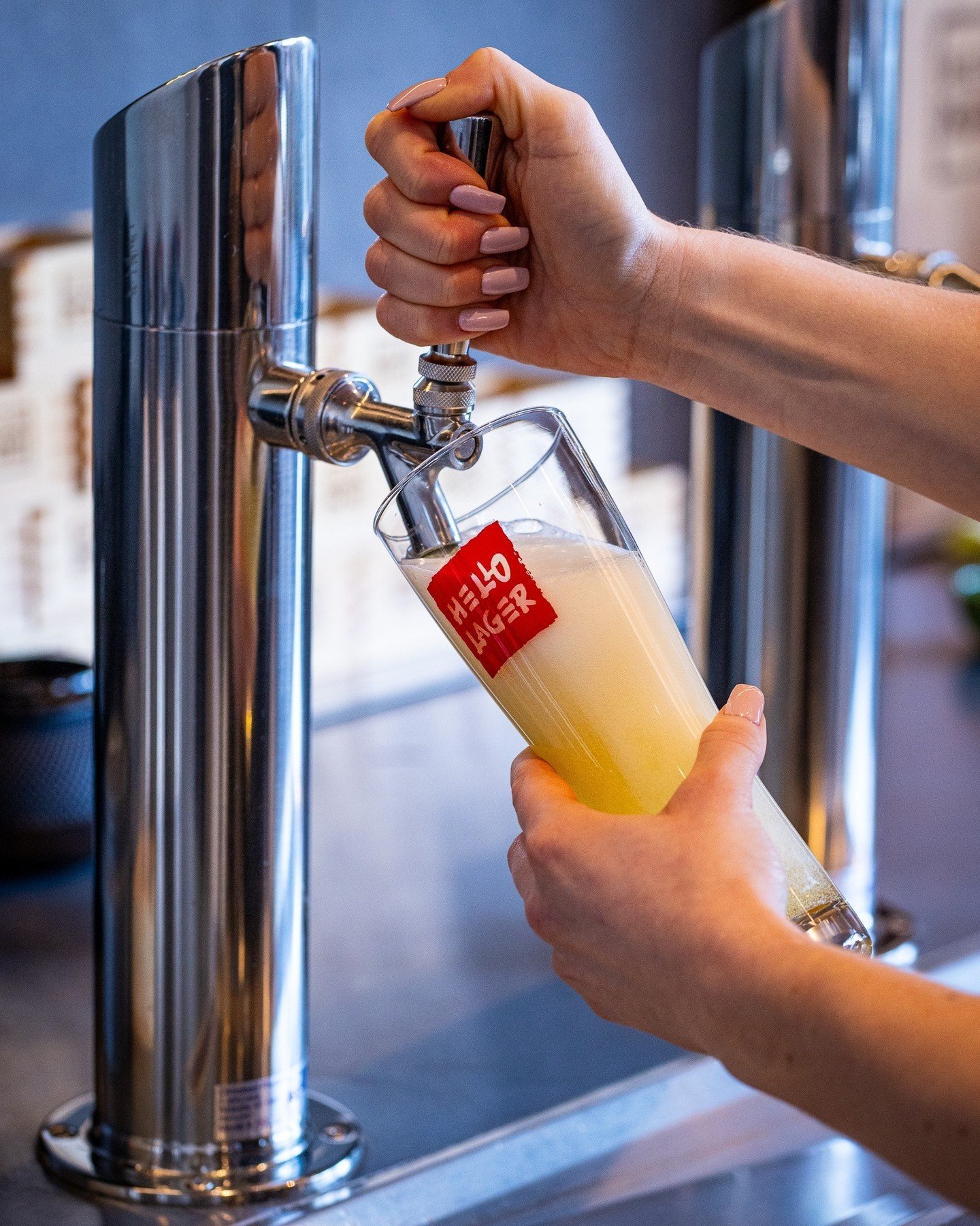 Light in colour and body, yet still dry and crisp! Satiate your beer cravings with the Hello Rice Lager on draft - the ideal drink to round off a work day and pair with your favourite hand roll sets. 🍻⁠
⁠
We also offer a non-alcoholic beer option in