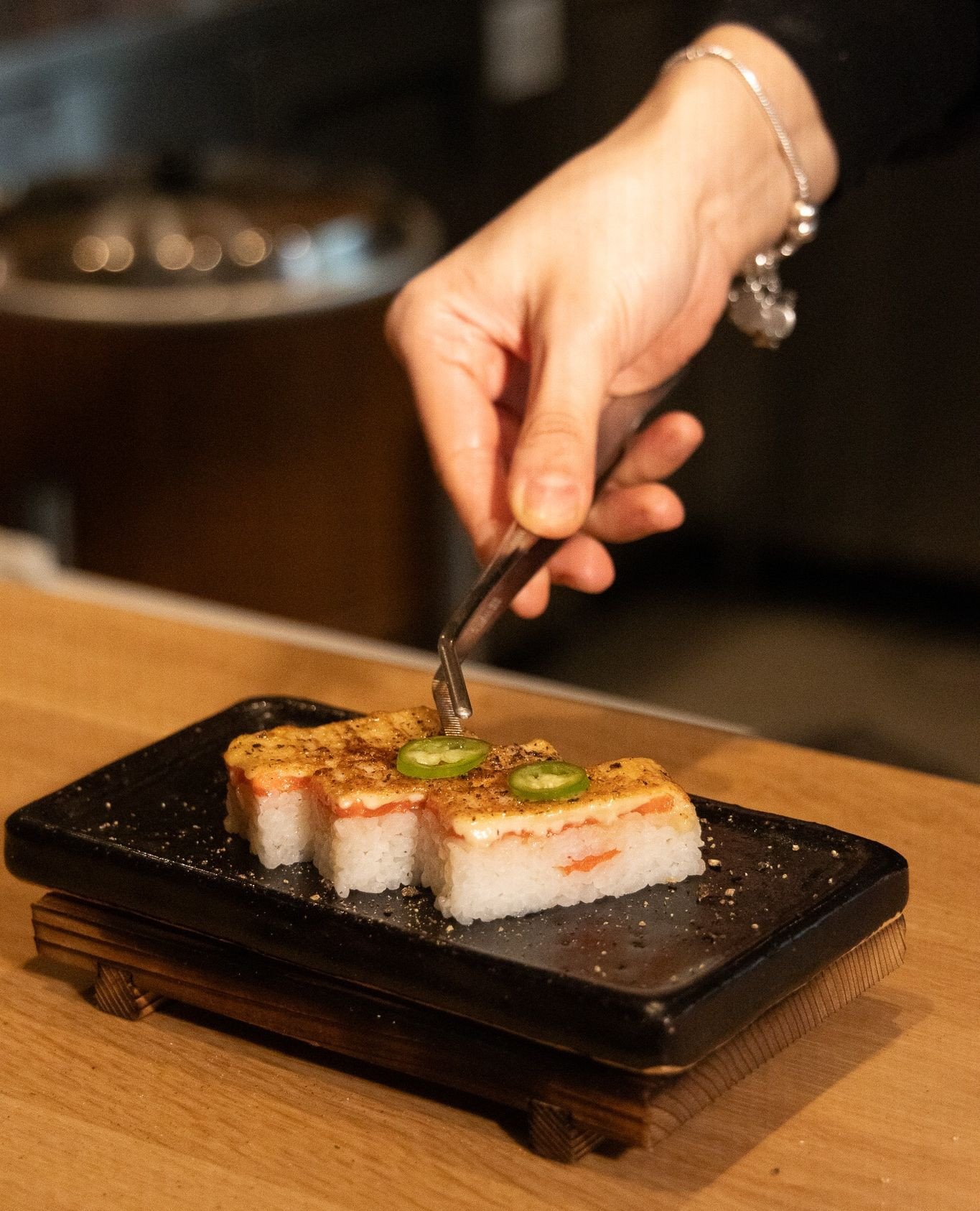 Hello Summer! The days are getting longer, the nights are getting better&hellip; and so is Hello Nori's Late Night Happy Hour! ⁠
⁠
YES! BOGO Aburi Oshi ! Buy one, get one free on our mouthwatering Aburi Oshi (Salmon or Ebi), because two orders of our