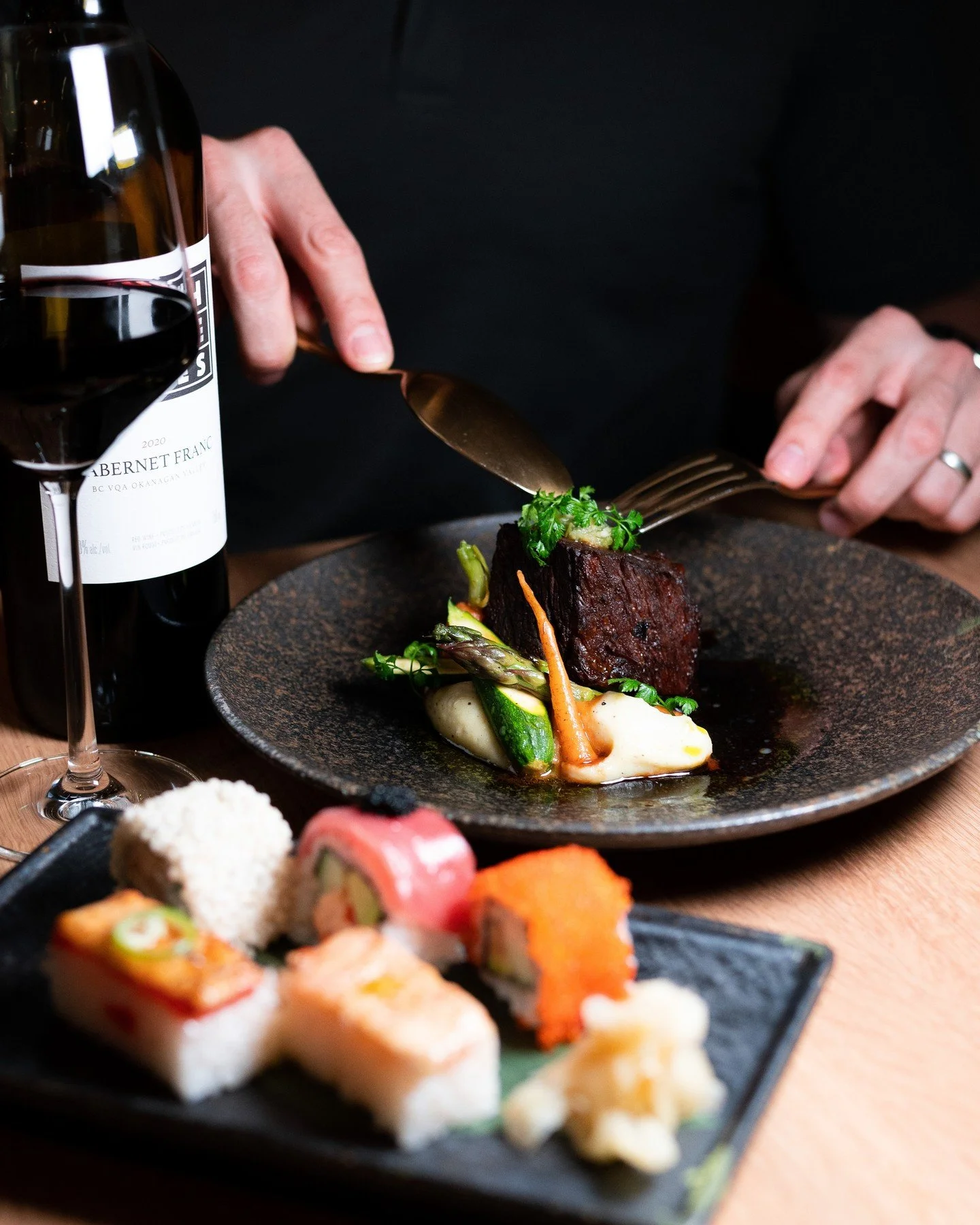 Dine out, well in our case .. WEST VANCOUVER is on now at Hello Nori Signature @parkroyal with a 3 course dinner set menu!⁠
⁠
Reservations are available and highly recommended! @hellonori link in bio⁠
⁠
⁠
#hellonorisignature #DOVF #VWCEx #parkroyal #