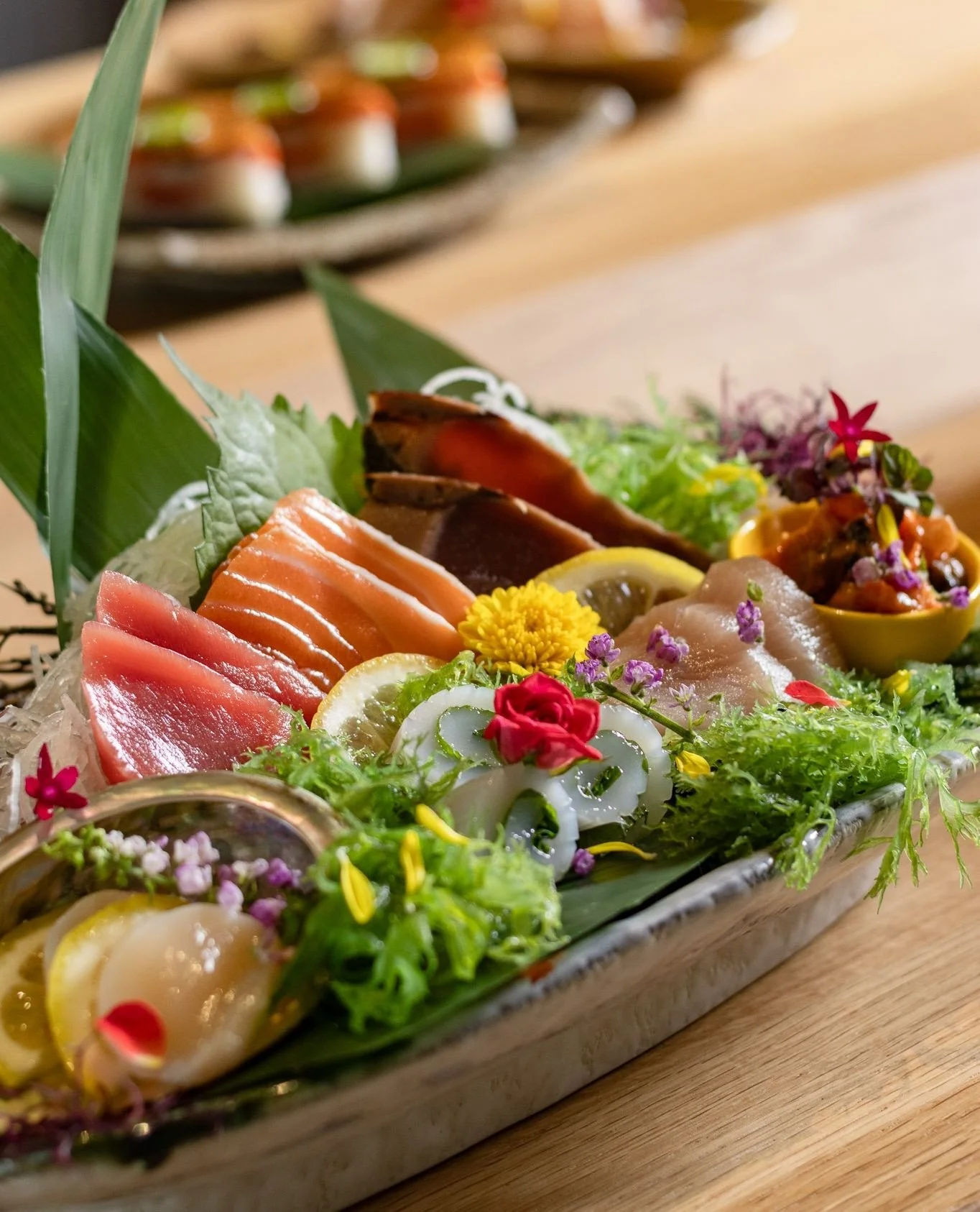 Clean cuts. A pure melt in your mouth experience, just how it should be.⁠
⁠
.⁠
.⁠
.⁠
.⁠
#hellonori #sashimiplatter #modernjapanese #torontosushi #vancouversushi